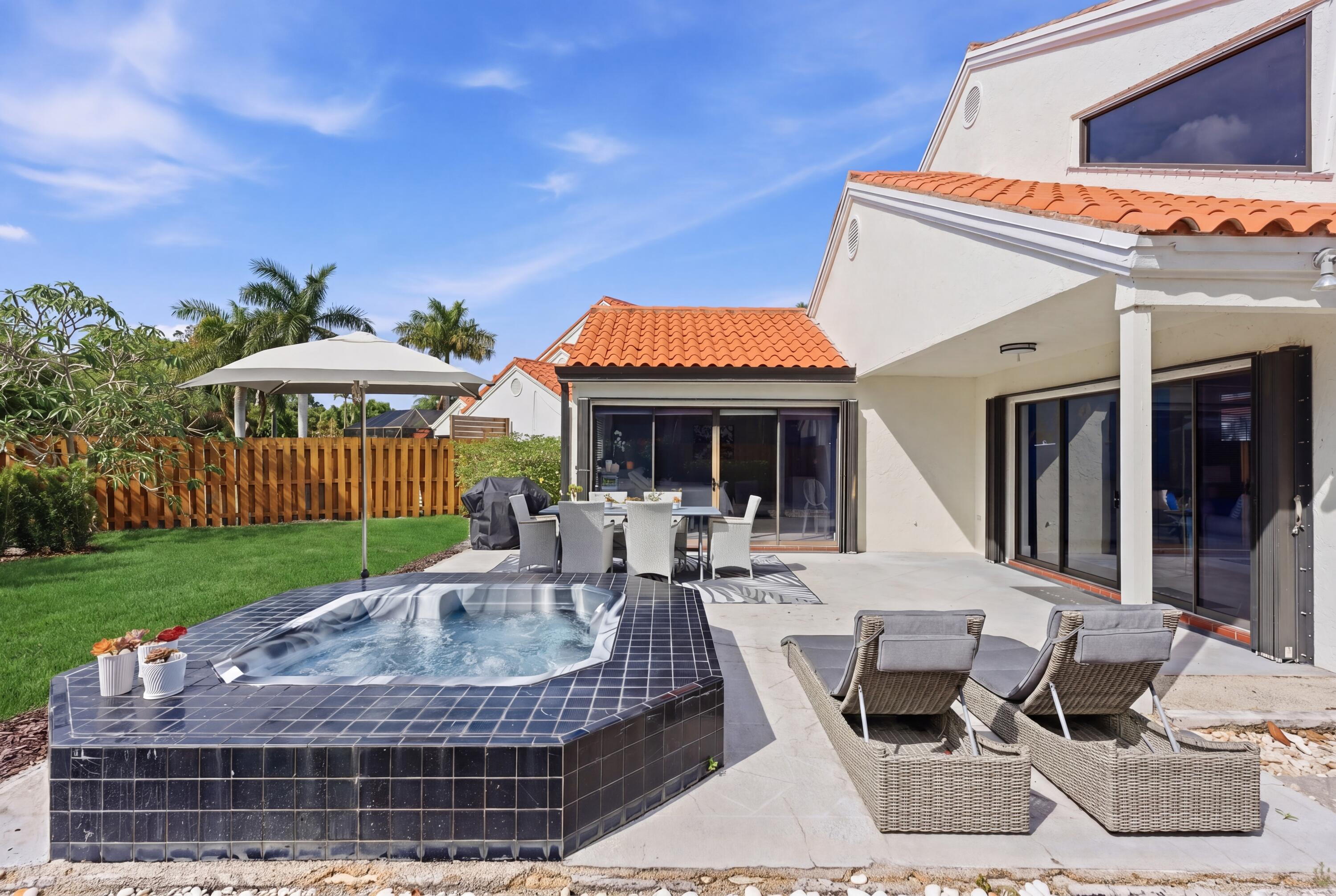 CRYSTAL POINTE PL 5 - Residential