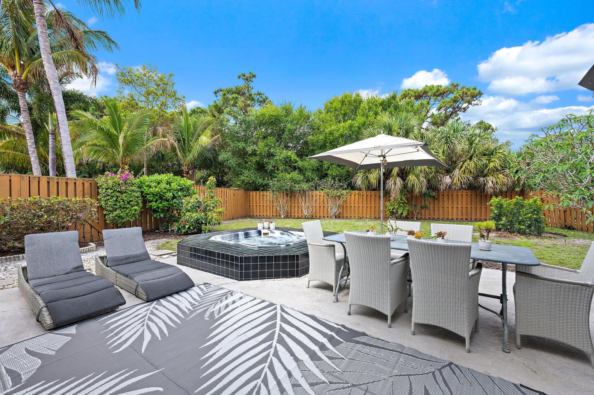 CRYSTAL POINTE PL 5 - Residential