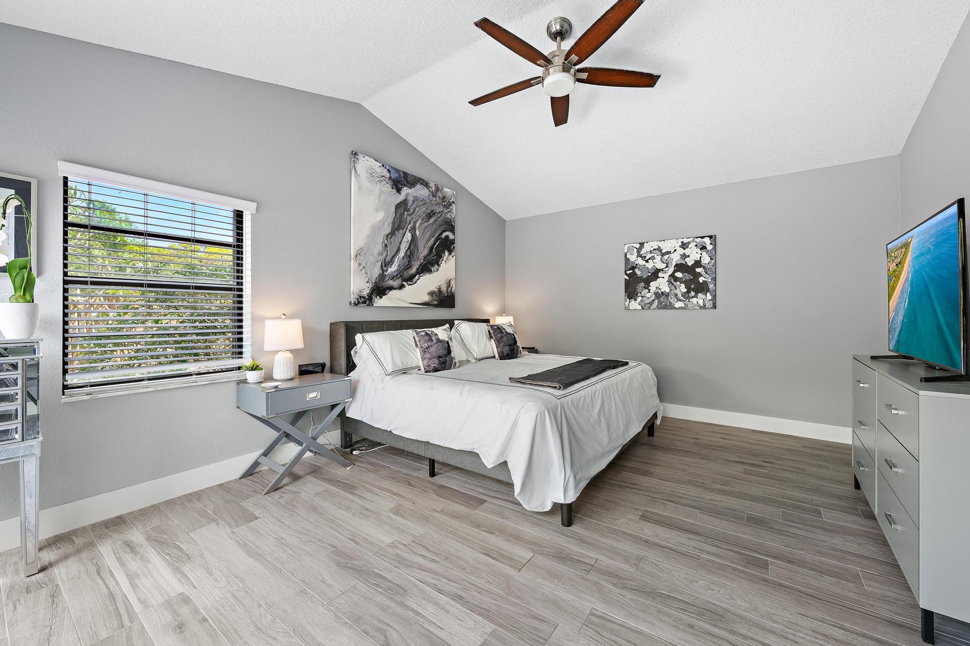 CRYSTAL POINTE PL 5 - Residential