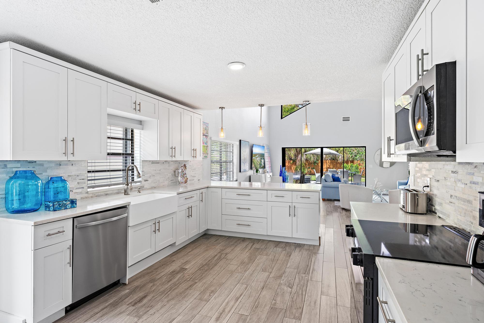 CRYSTAL POINTE PL 5 - Residential