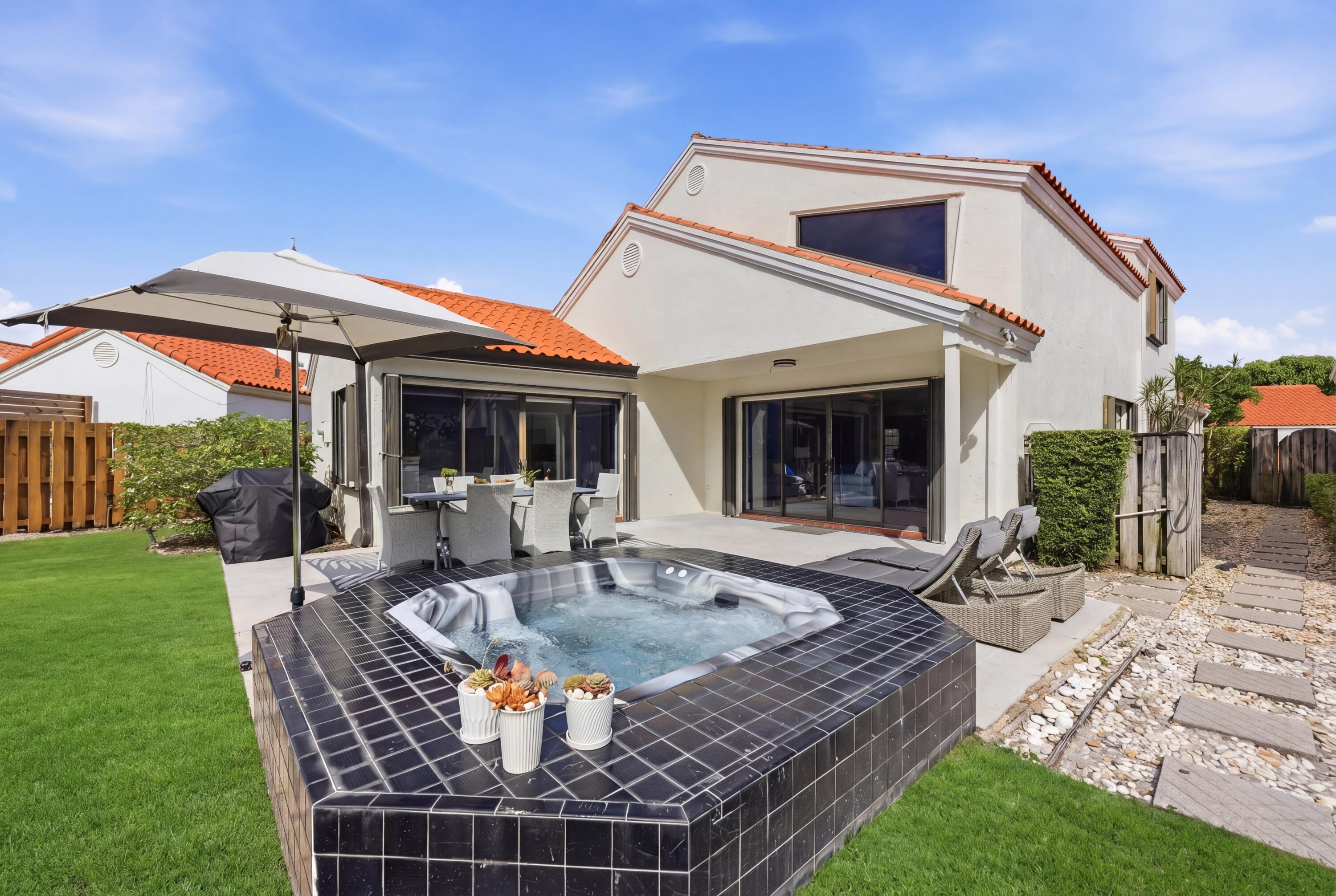 CRYSTAL POINTE PL 5 - Residential