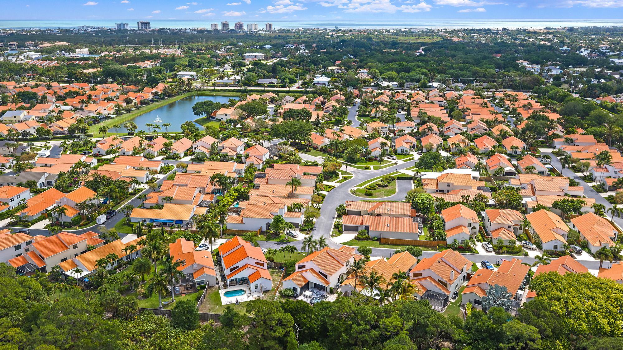 CRYSTAL POINTE PL 5 - Residential