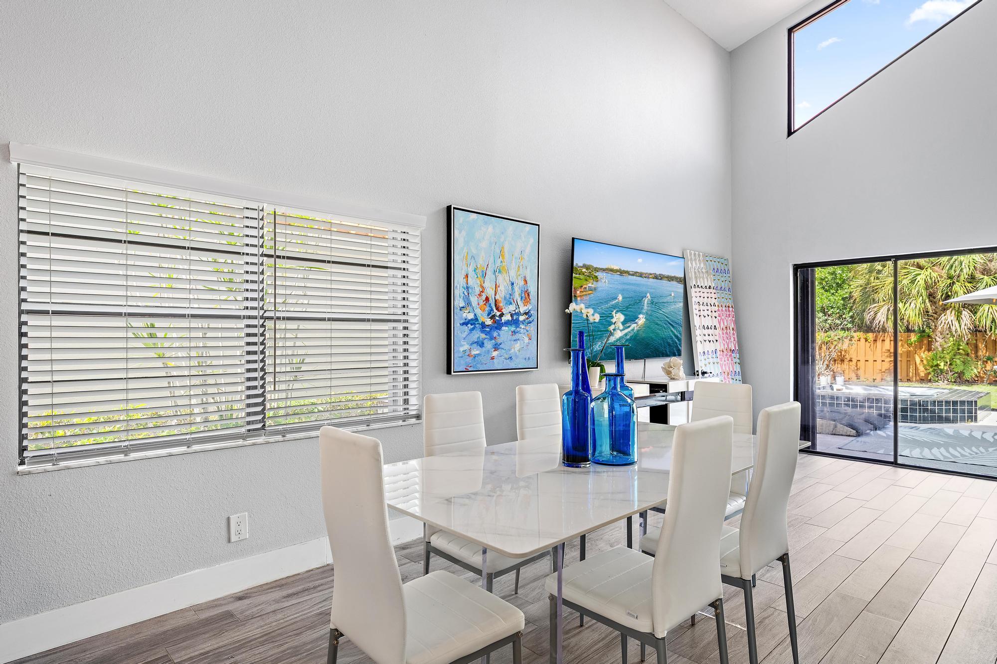 CRYSTAL POINTE PL 5 - Residential