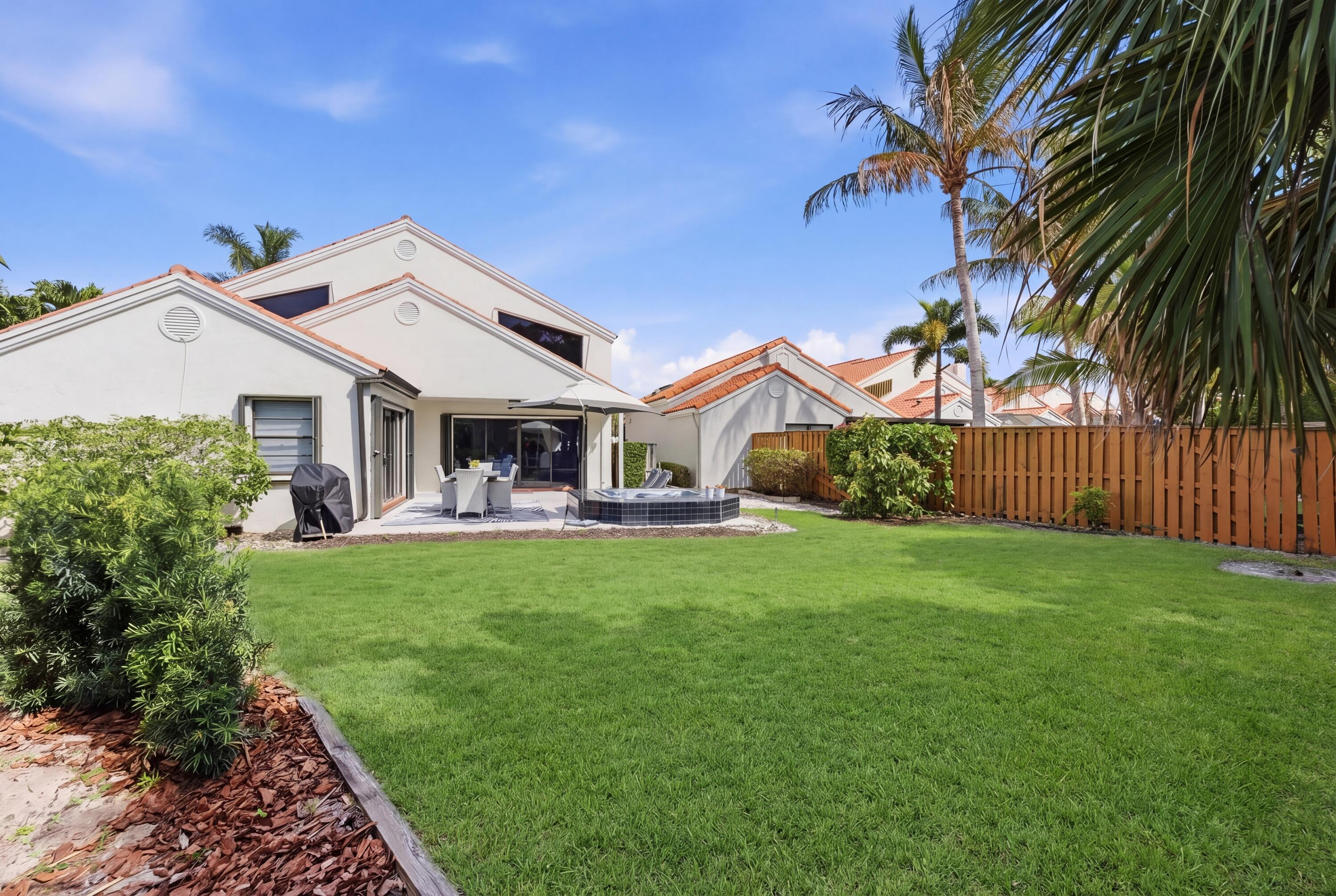 CRYSTAL POINTE PL 5 - Residential