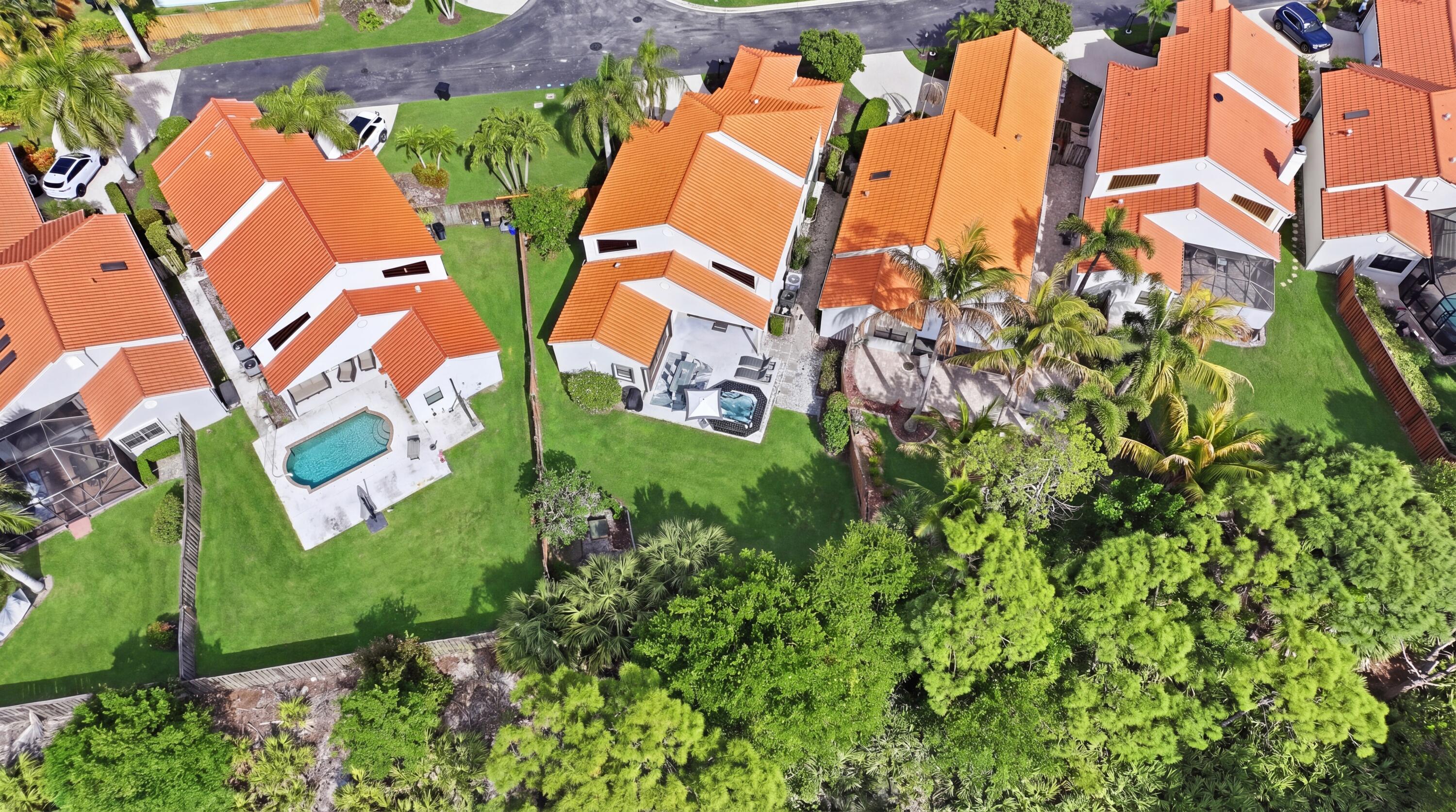 CRYSTAL POINTE PL 5 - Residential