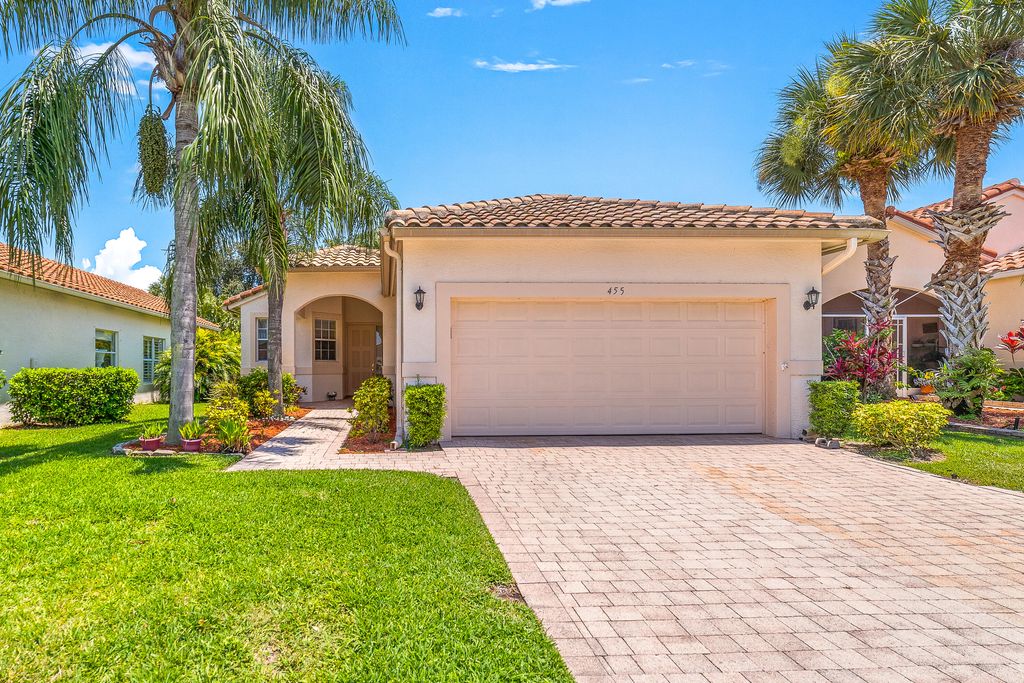 Photo of 455 NW Lismore Lane Ln, Port Saint Lucie, FL 34986 (MLS # R10811318)