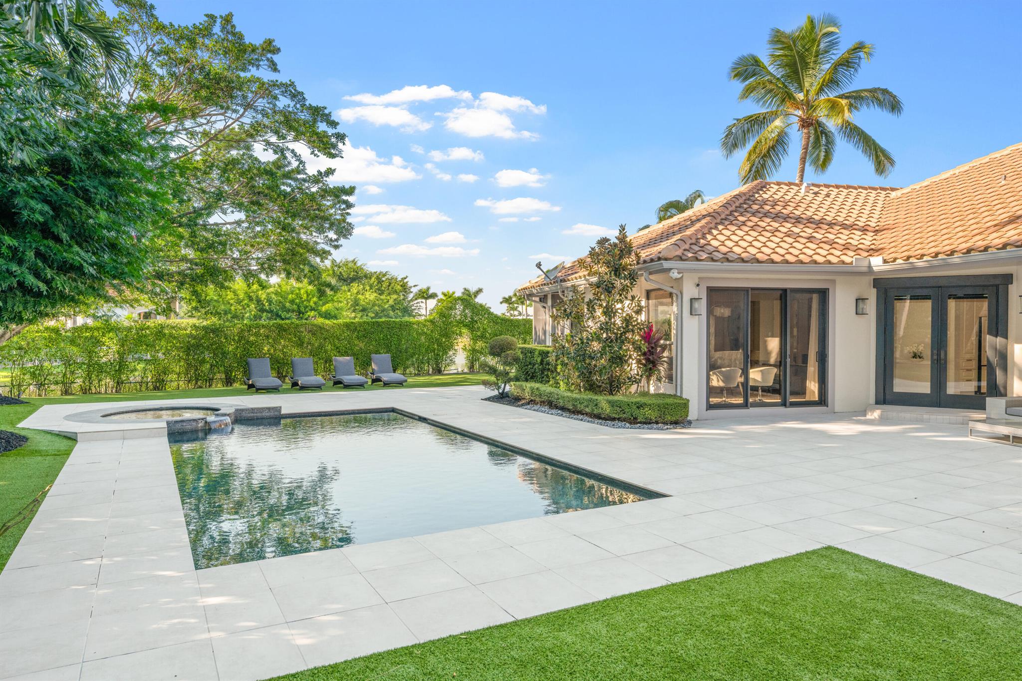 EQUESTRIAN CLUB ESTATES 3 - Residential