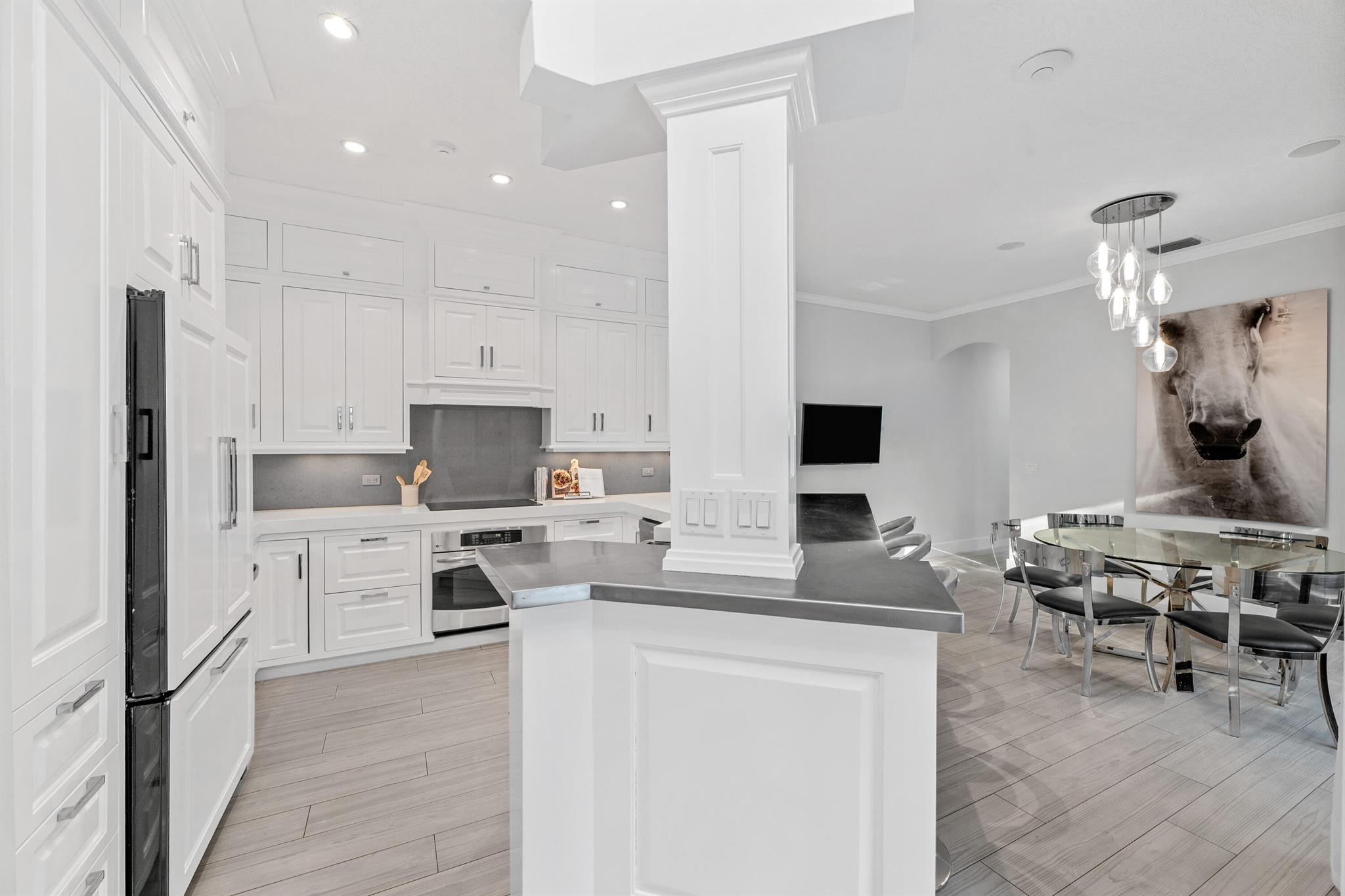 EQUESTRIAN CLUB ESTATES 3 - Residential