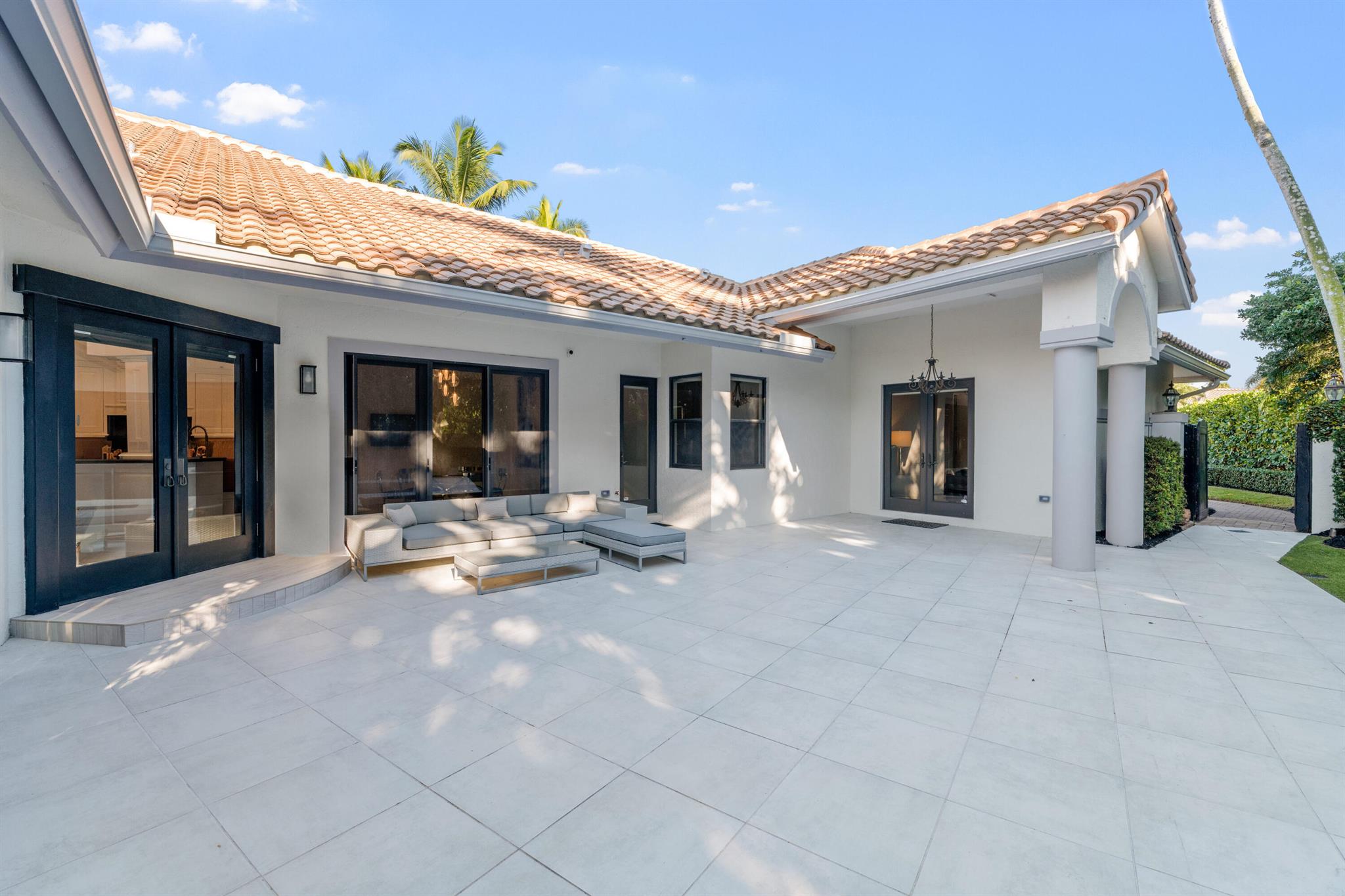 EQUESTRIAN CLUB ESTATES 3 - Residential