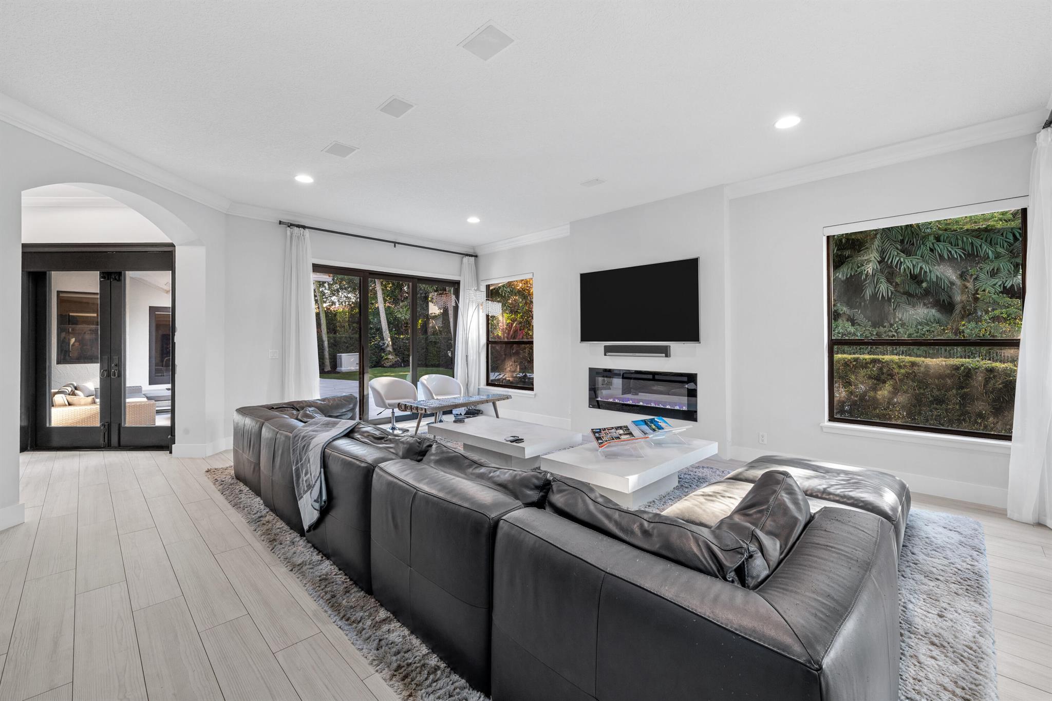 EQUESTRIAN CLUB ESTATES 3 - Residential