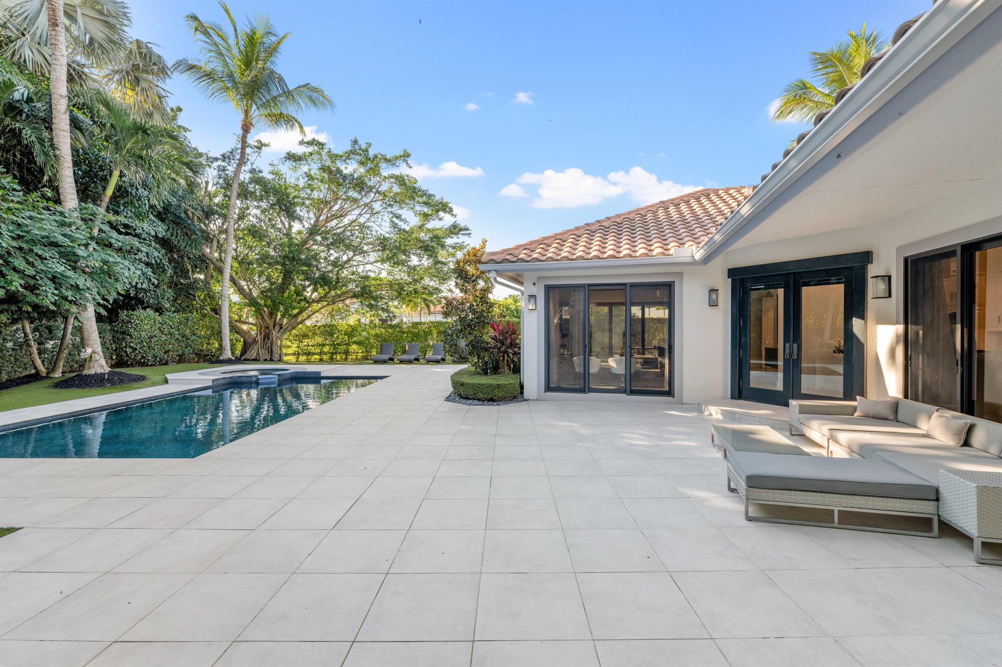 EQUESTRIAN CLUB ESTATES 3 - Residential