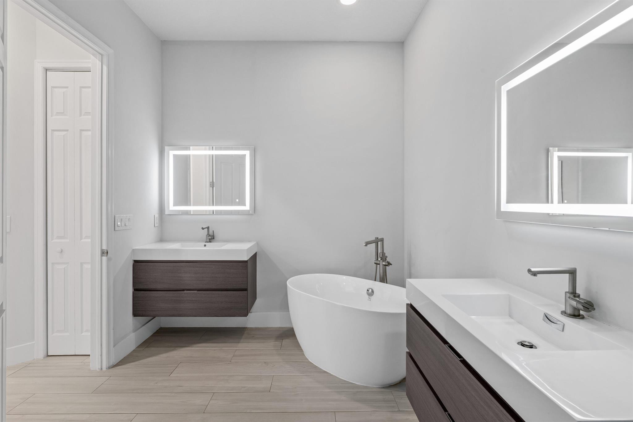 EQUESTRIAN CLUB ESTATES 3 - Residential