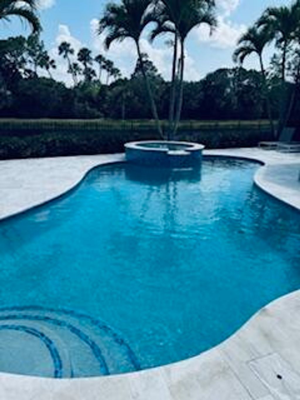 Photo of 156 Esperanza Way, Palm Beach Gardens, FL 33418 (MLS # R11100428)