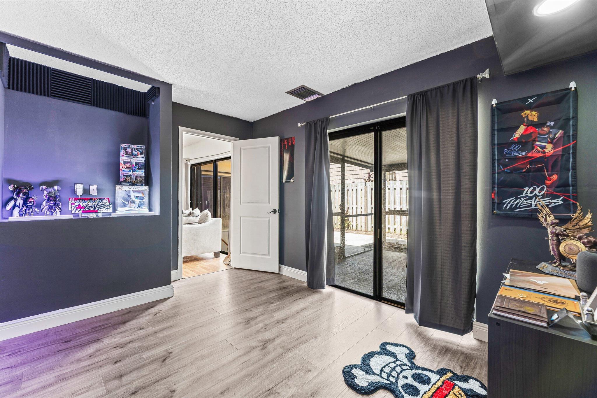 SPRINGDALE HOMES - Residential