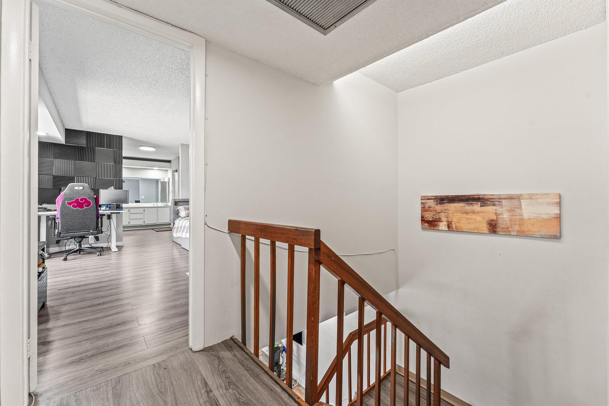 SPRINGDALE HOMES - Residential