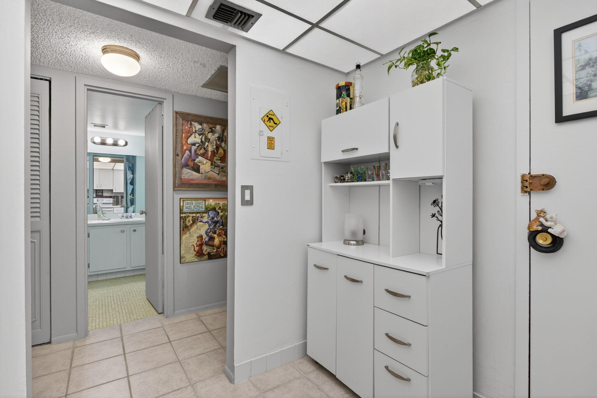 EAST POINT TOWERS CONDO - Residential
