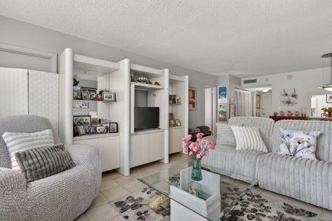 Tiny photo for 1170 N Federal Highway #305, Fort Lauderdale, FL 33304 (MLS # B26027126)
