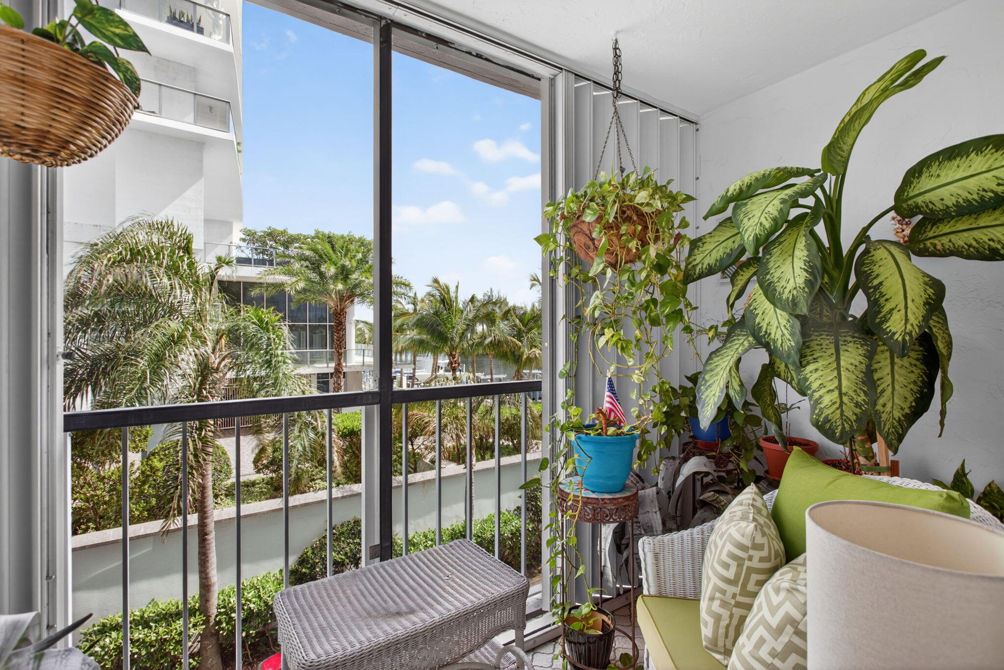 EAST POINT TOWERS CONDO - Residential