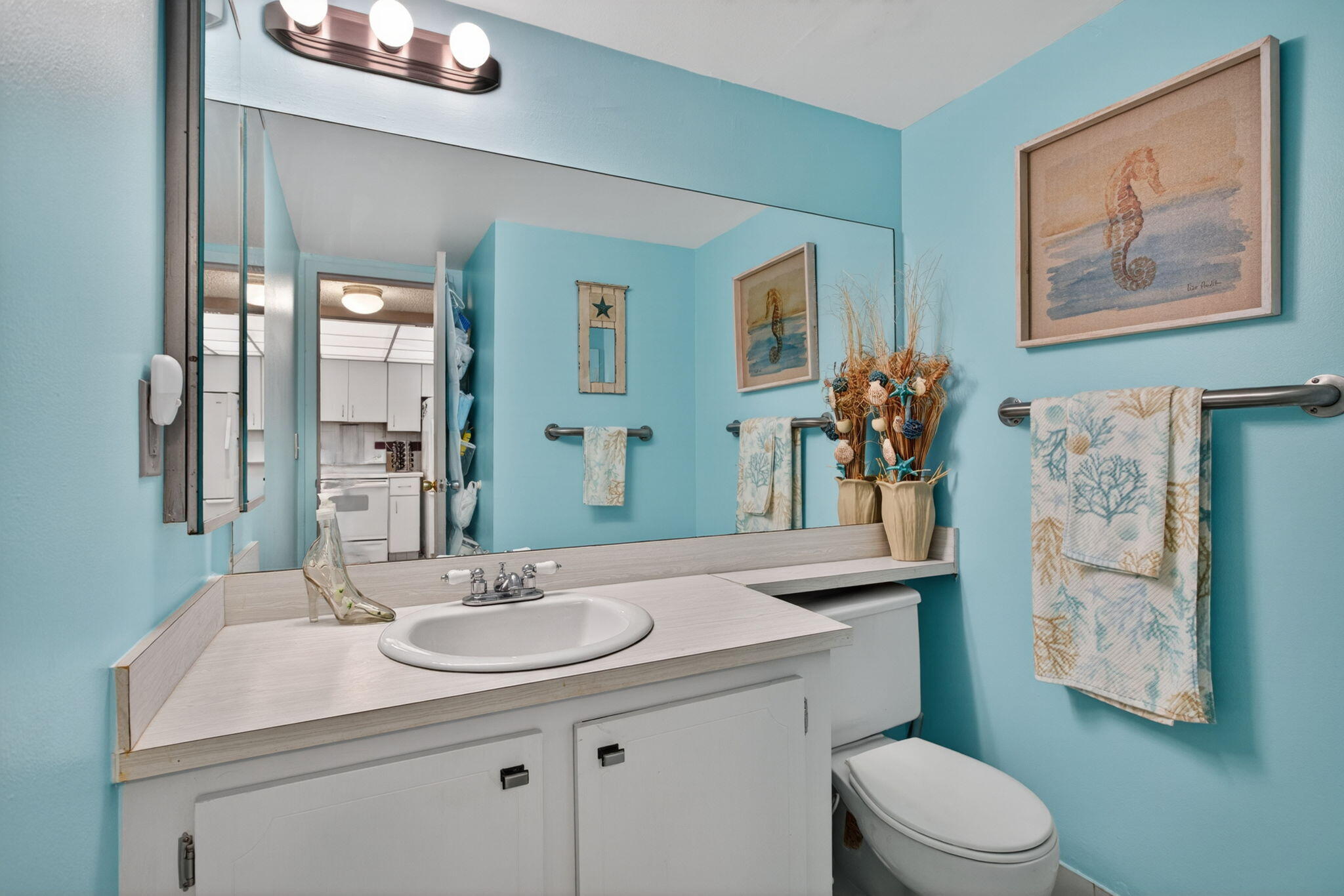 EAST POINT TOWERS CONDO - Residential