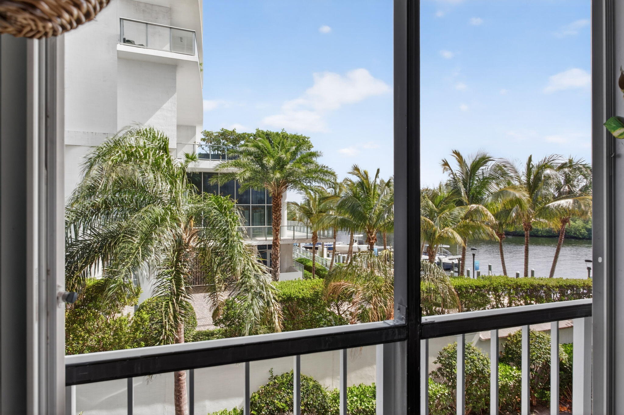 EAST POINT TOWERS CONDO - Residential