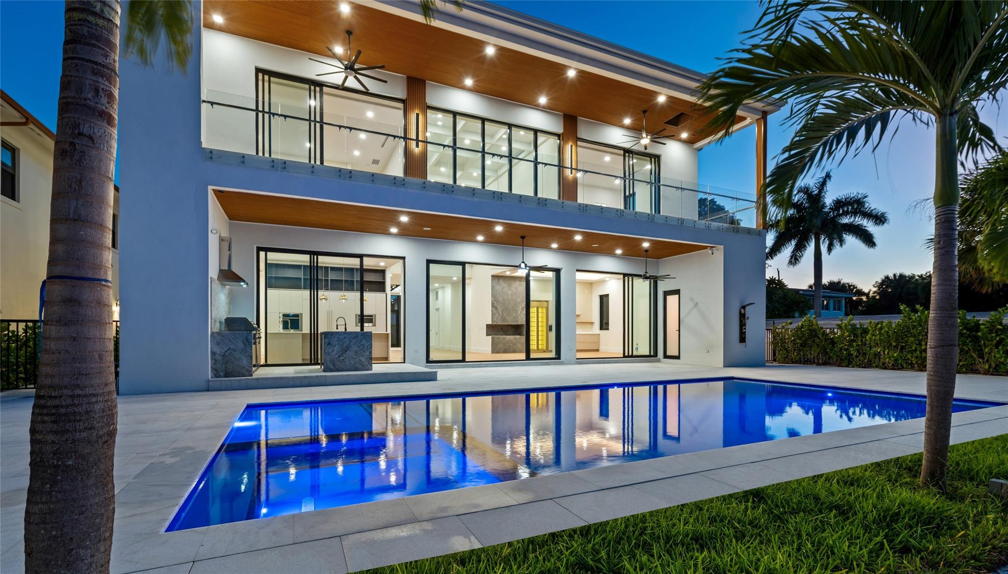 SUNSET LANE - Residential