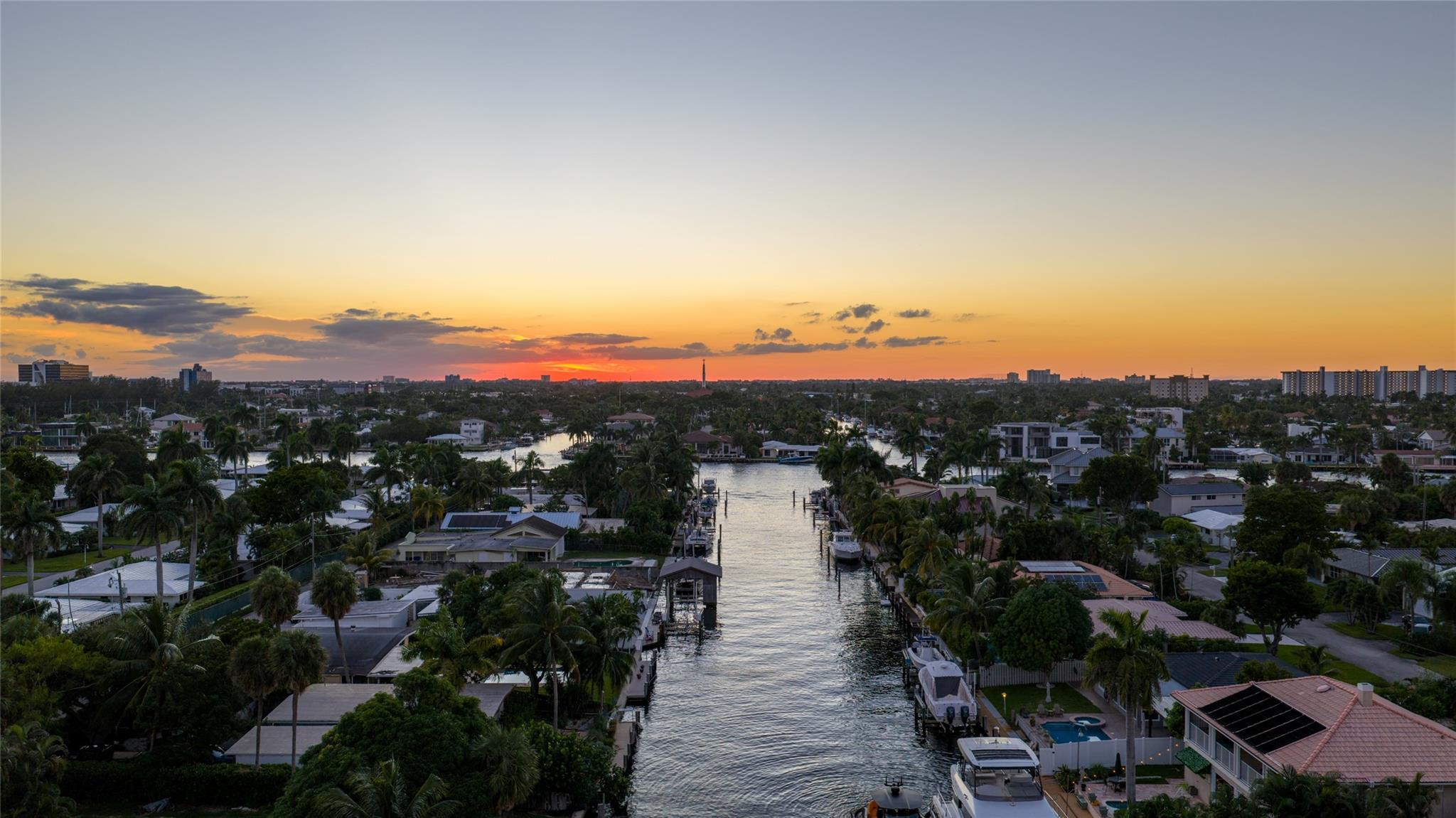 SUNSET LANE - Residential