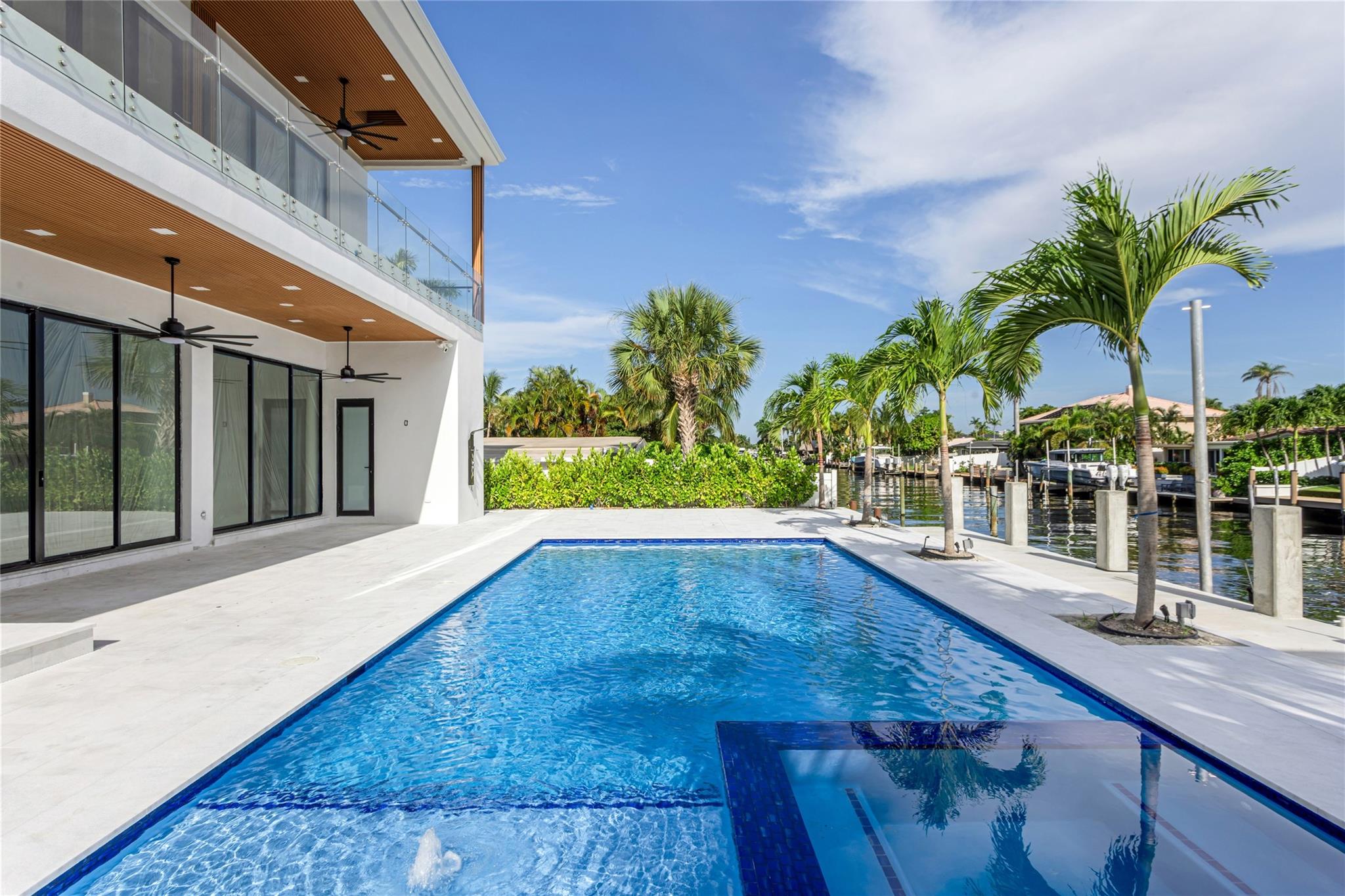 SUNSET LANE - Residential