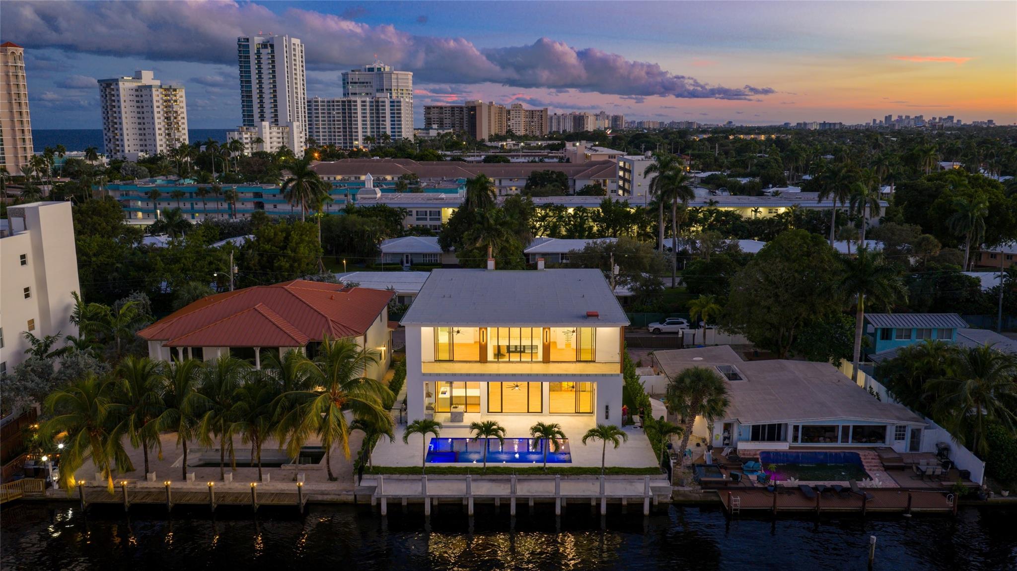 SUNSET LANE - Residential