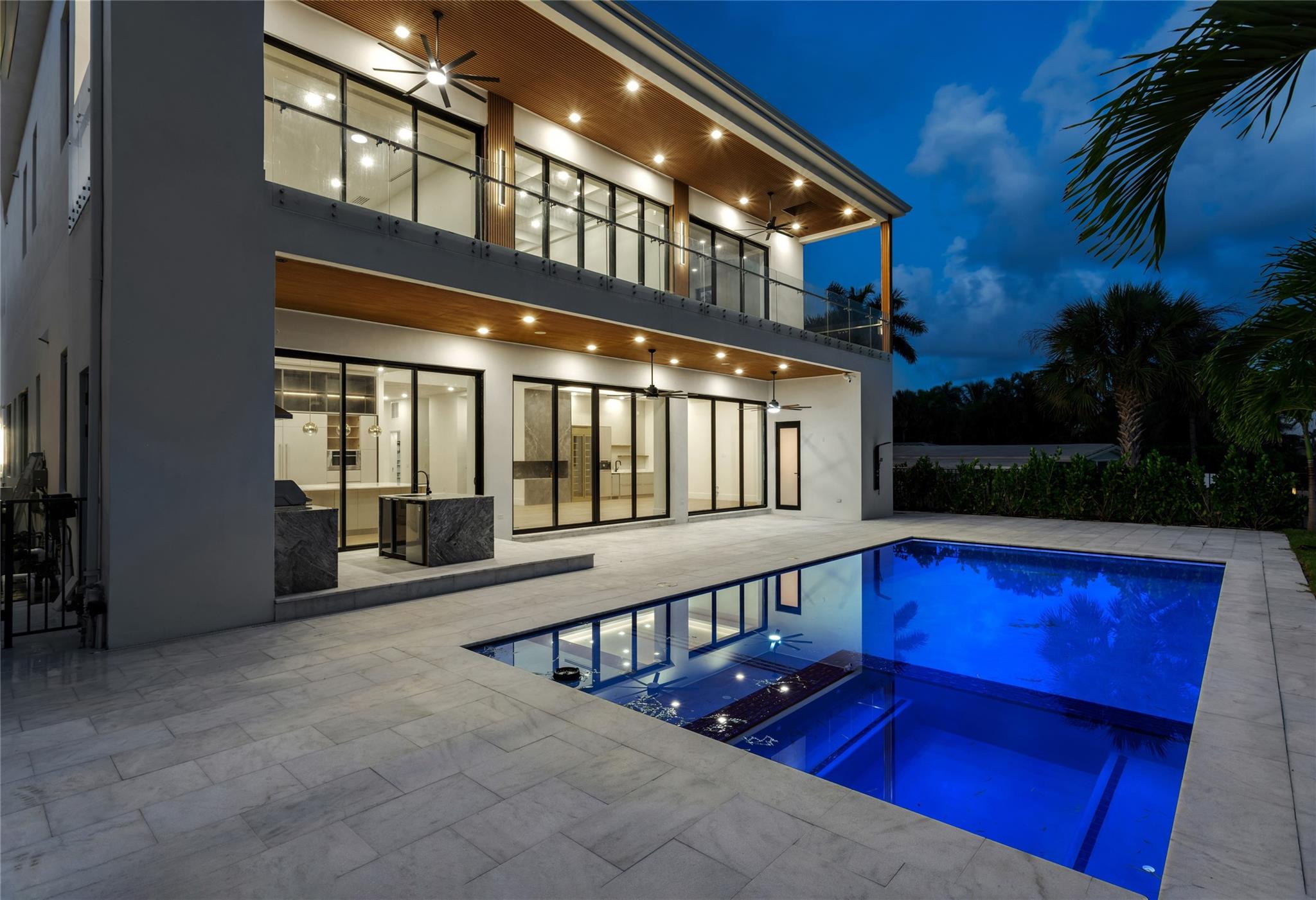 SUNSET LANE - Residential