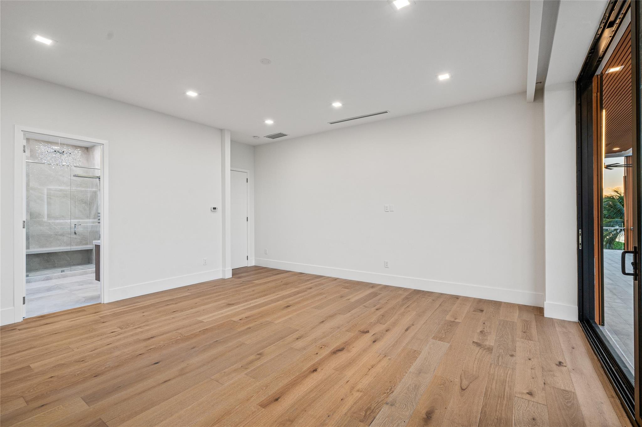 SUNSET LANE - Residential