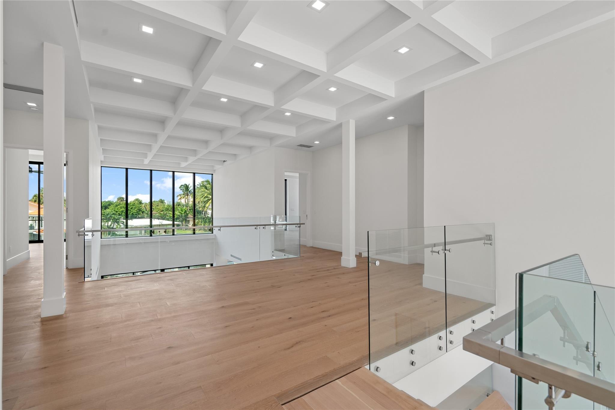 SUNSET LANE - Residential