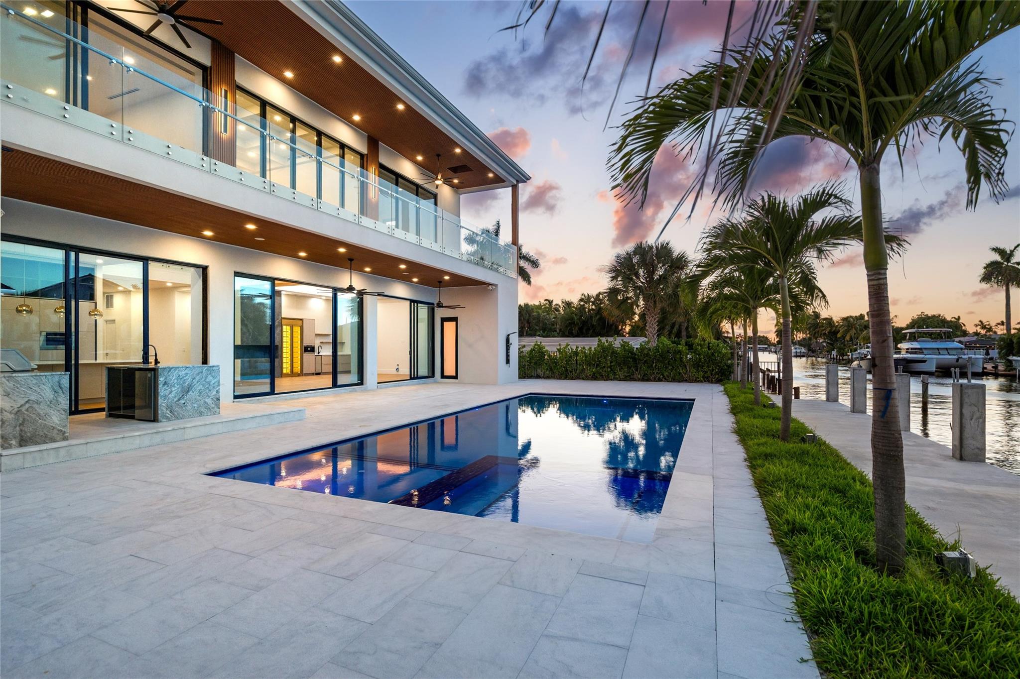 SUNSET LANE - Residential