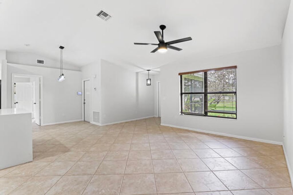 Photo of 11850 60th Street N, Royal Palm Beach, FL 33411 (MLS # R11018294)
