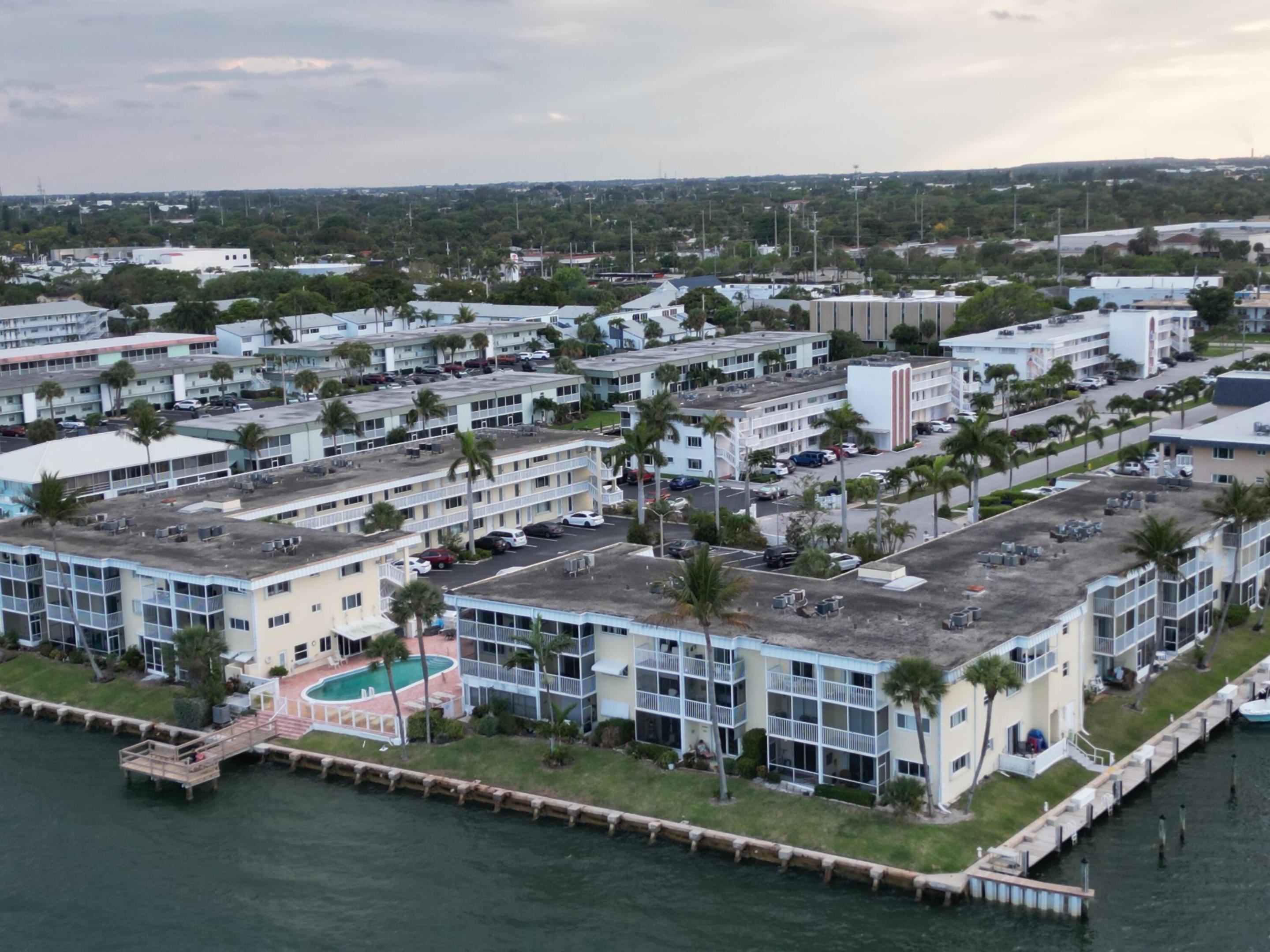 LAKE COLONY APTS ONE INC - Residential