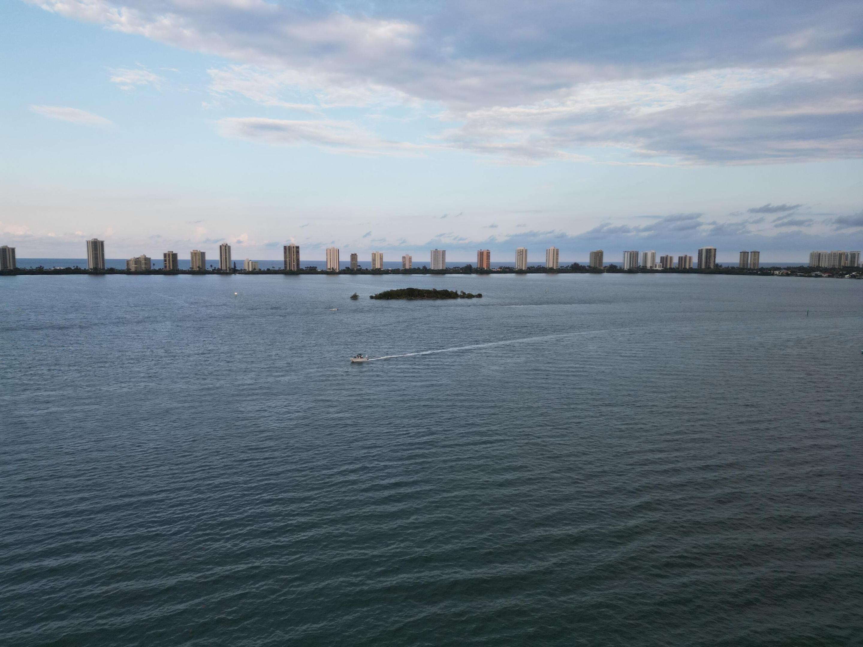 LAKE COLONY APTS ONE INC - Residential