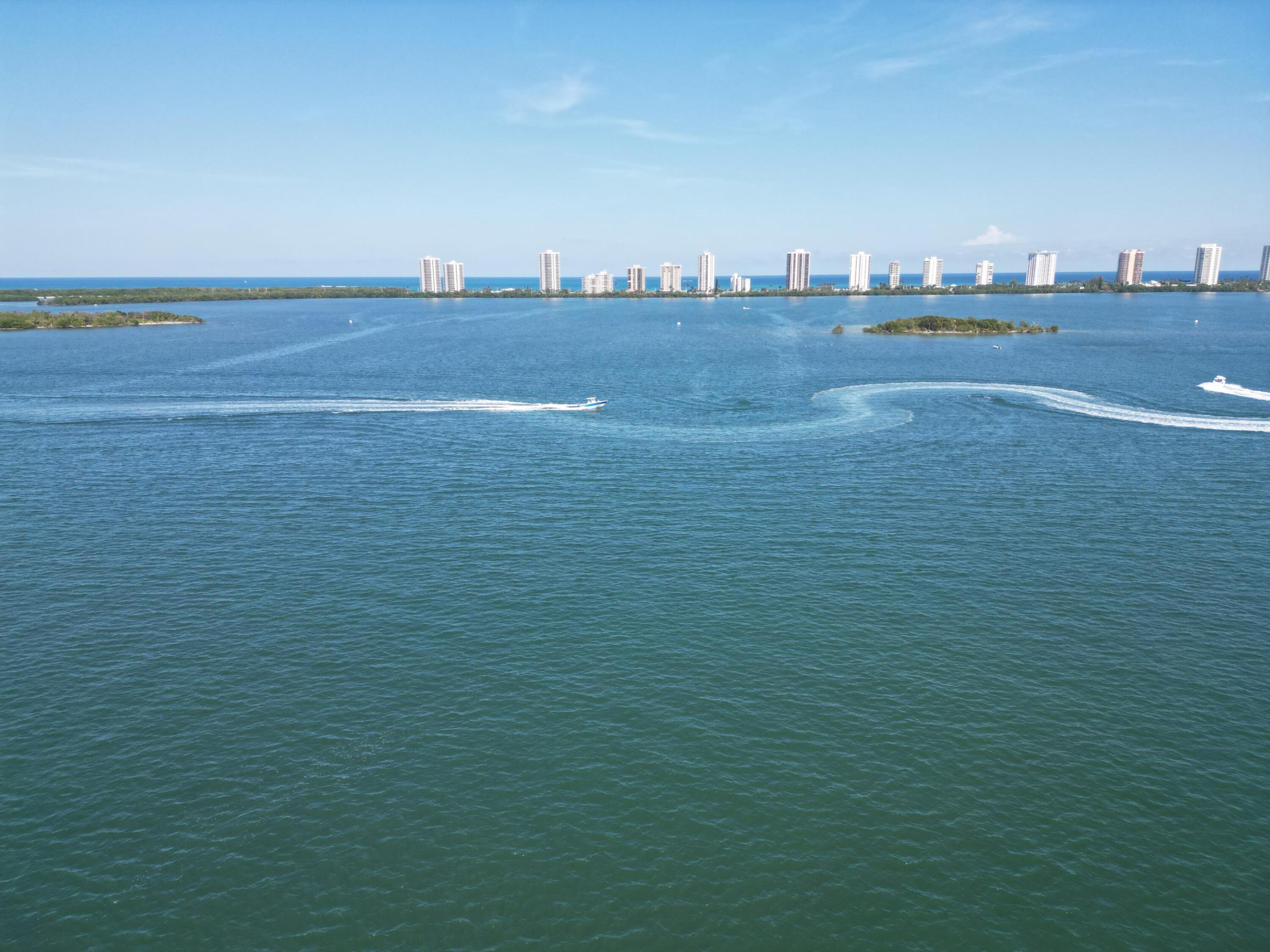 101 Doolen Court 305