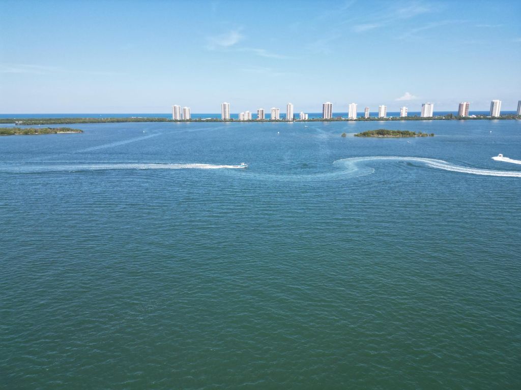 Photo of 101 Doolen Court #305, North Palm Beach, FL 33408 (MLS # B26008379)