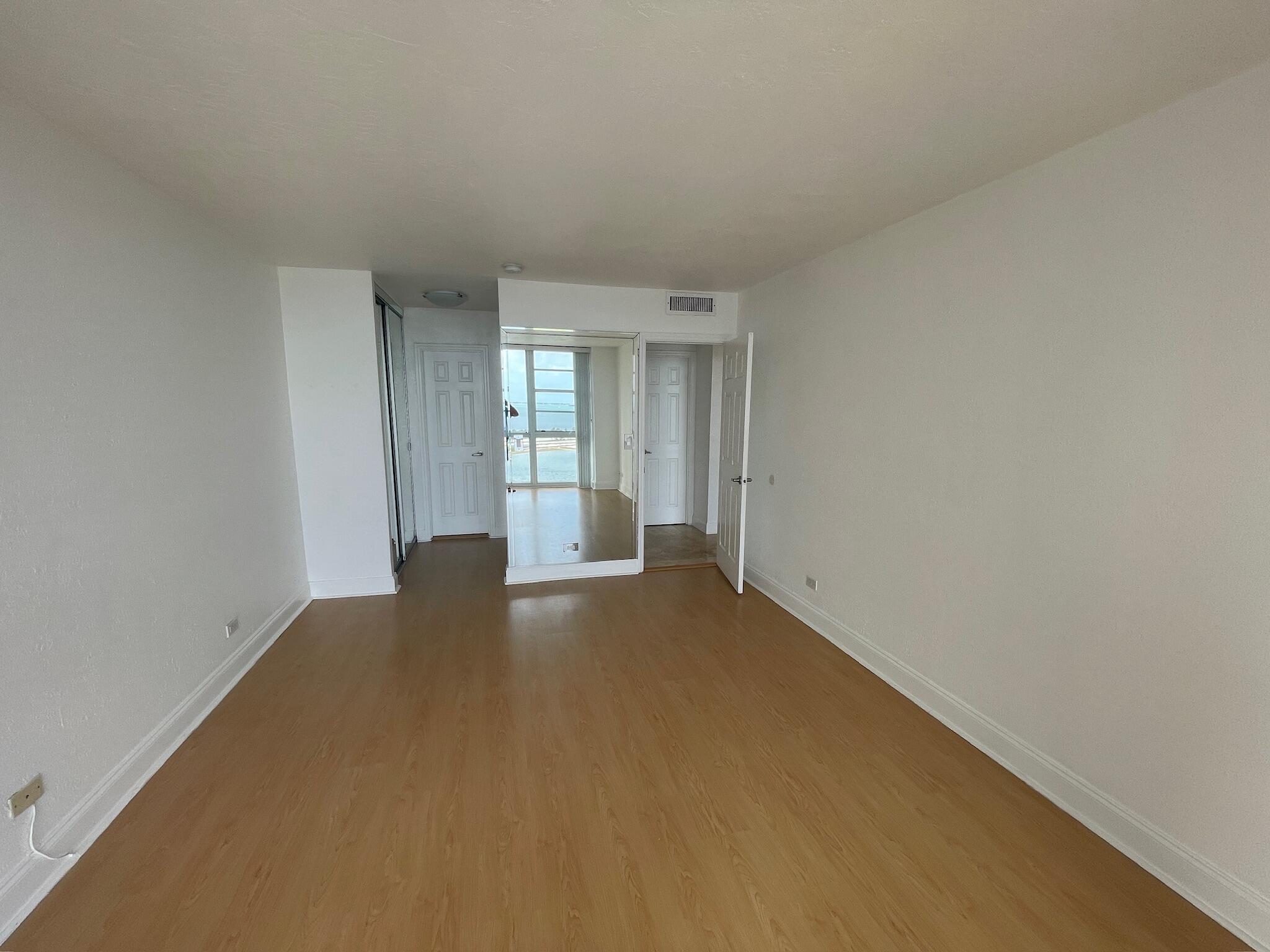 BRICKELL TOWNHOUSE CONDO - Residential Lease