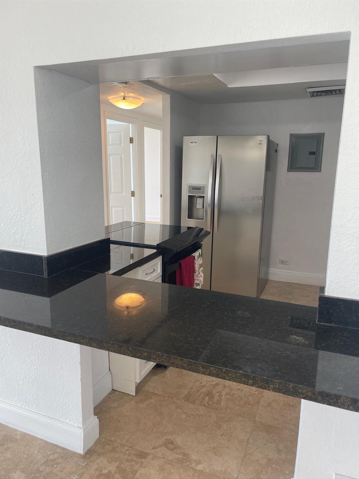 BRICKELL TOWNHOUSE CONDO - Residential Lease