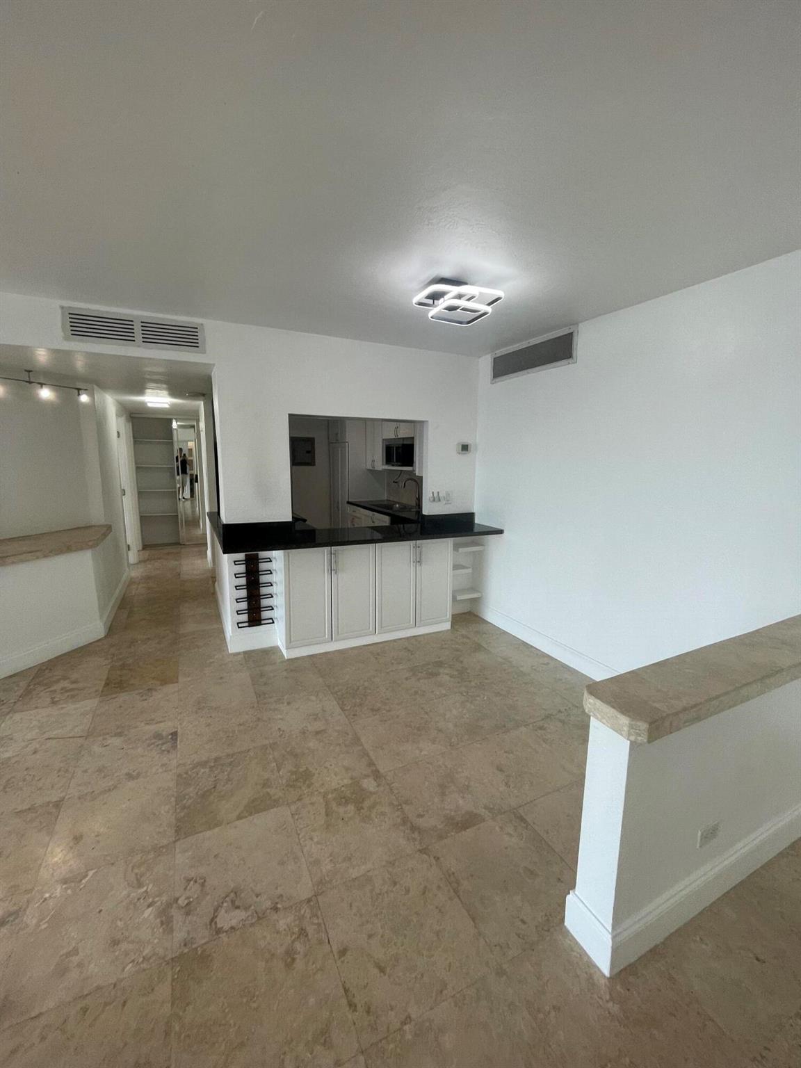 BRICKELL TOWNHOUSE CONDO - Residential Lease