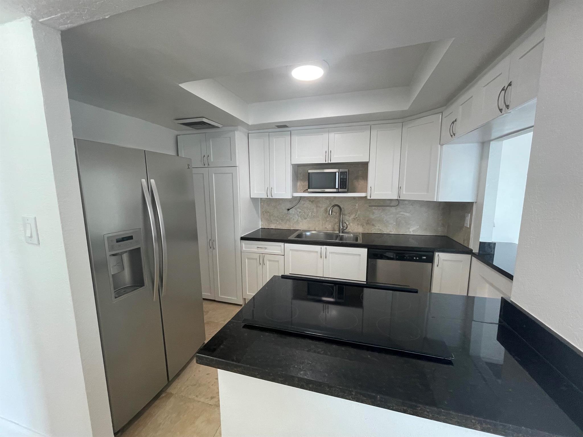 BRICKELL TOWNHOUSE CONDO - Residential Lease