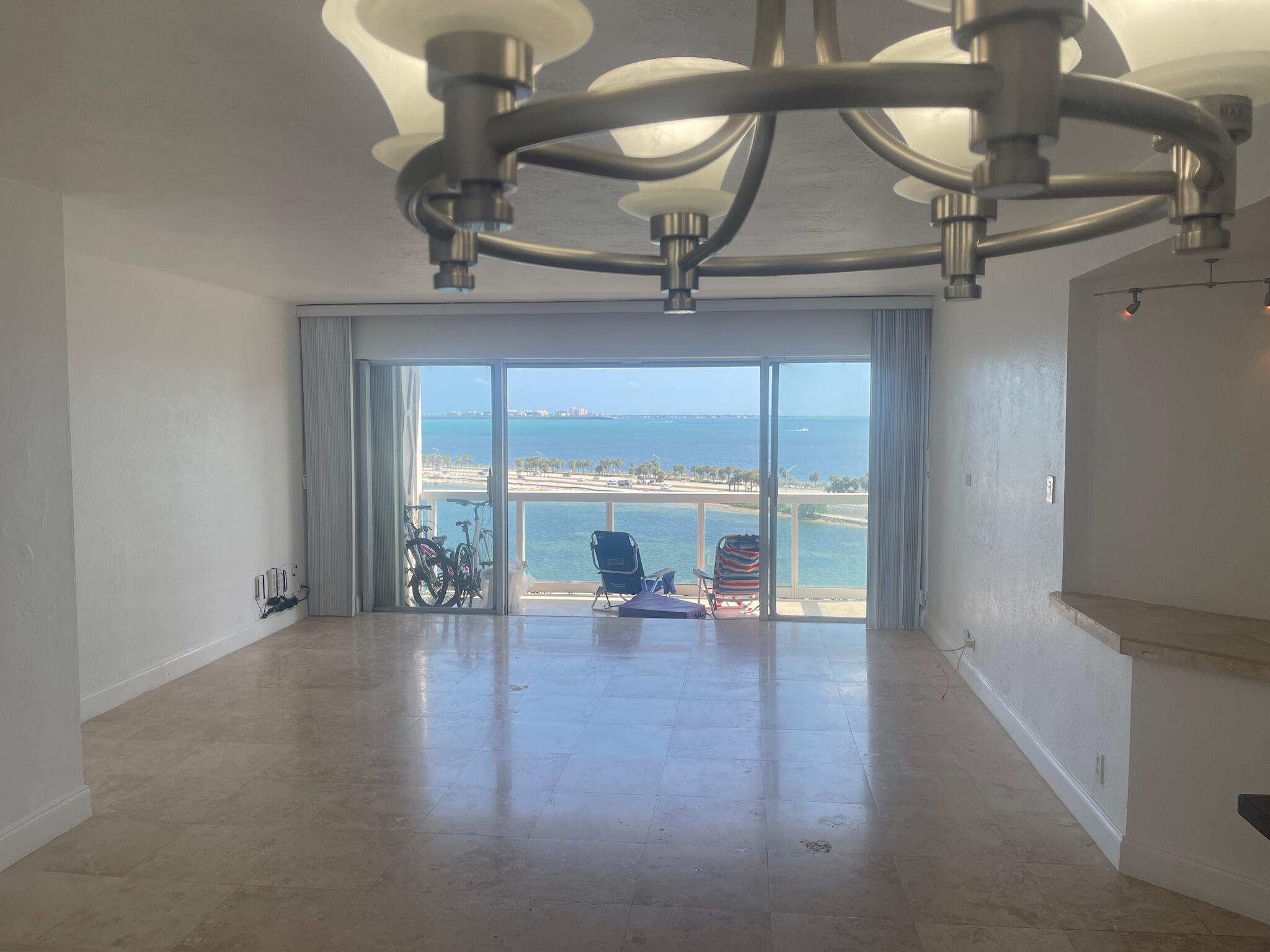 BRICKELL TOWNHOUSE CONDO - Residential Lease