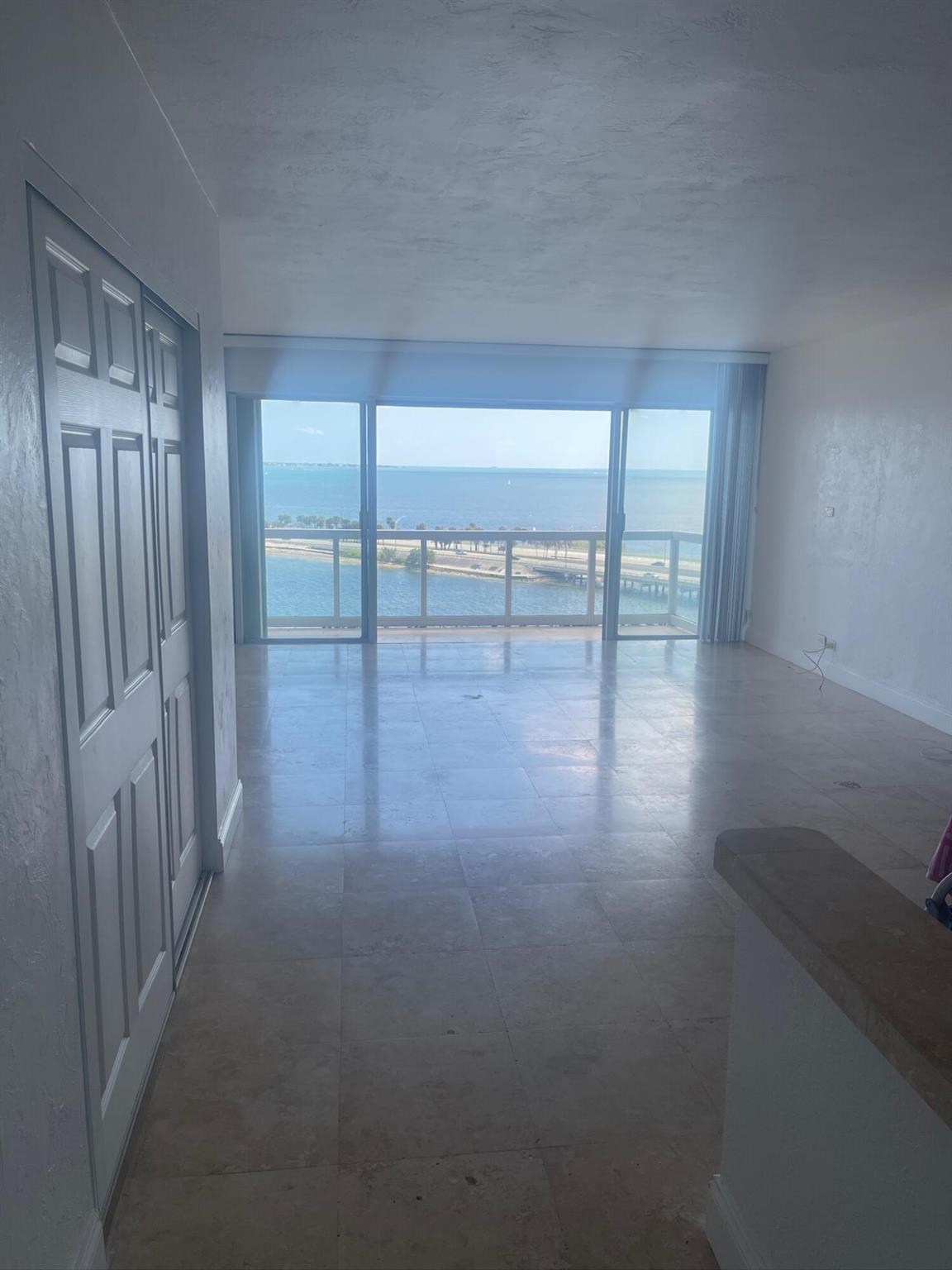 BRICKELL TOWNHOUSE CONDO - Residential Lease