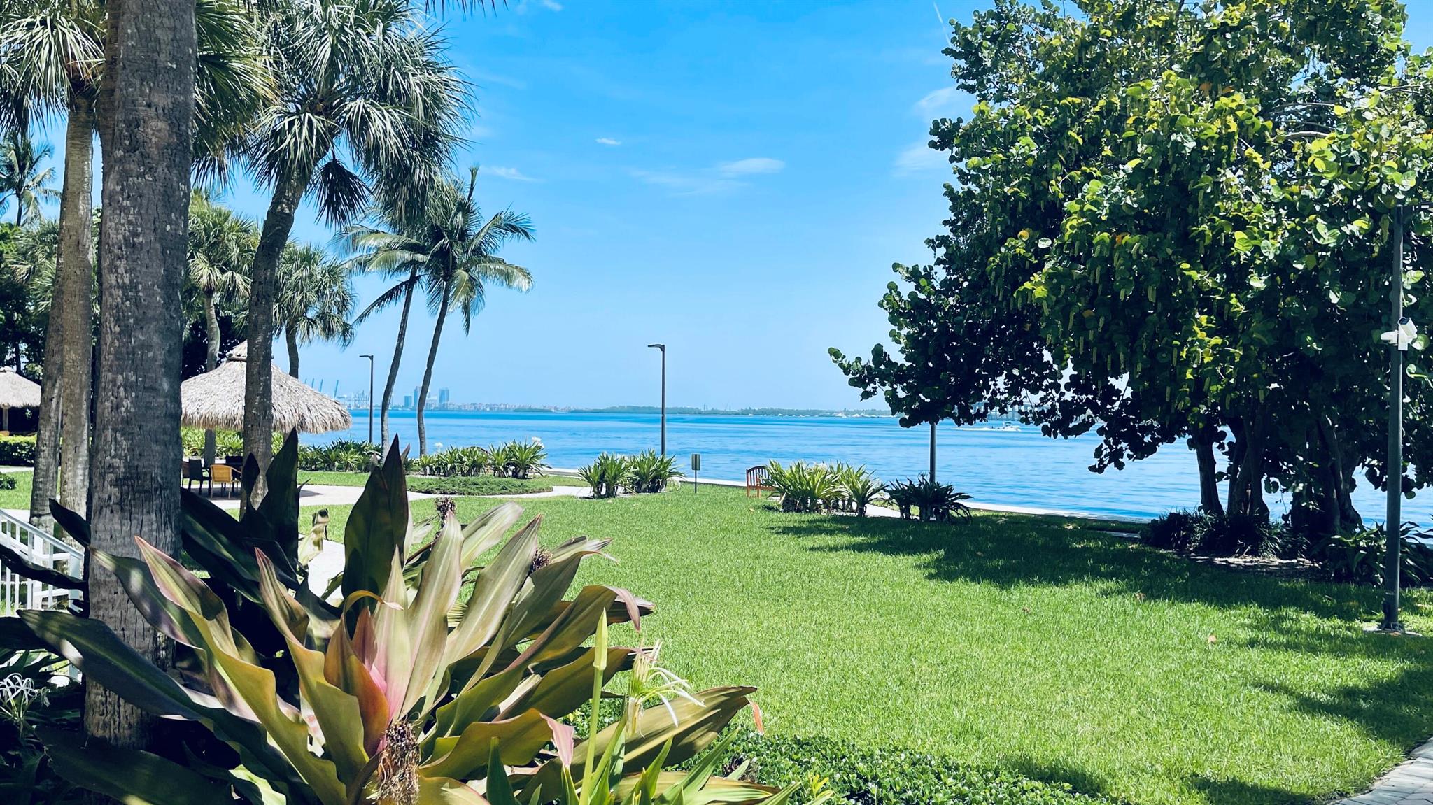 BRICKELL TOWNHOUSE CONDO - Residential Lease