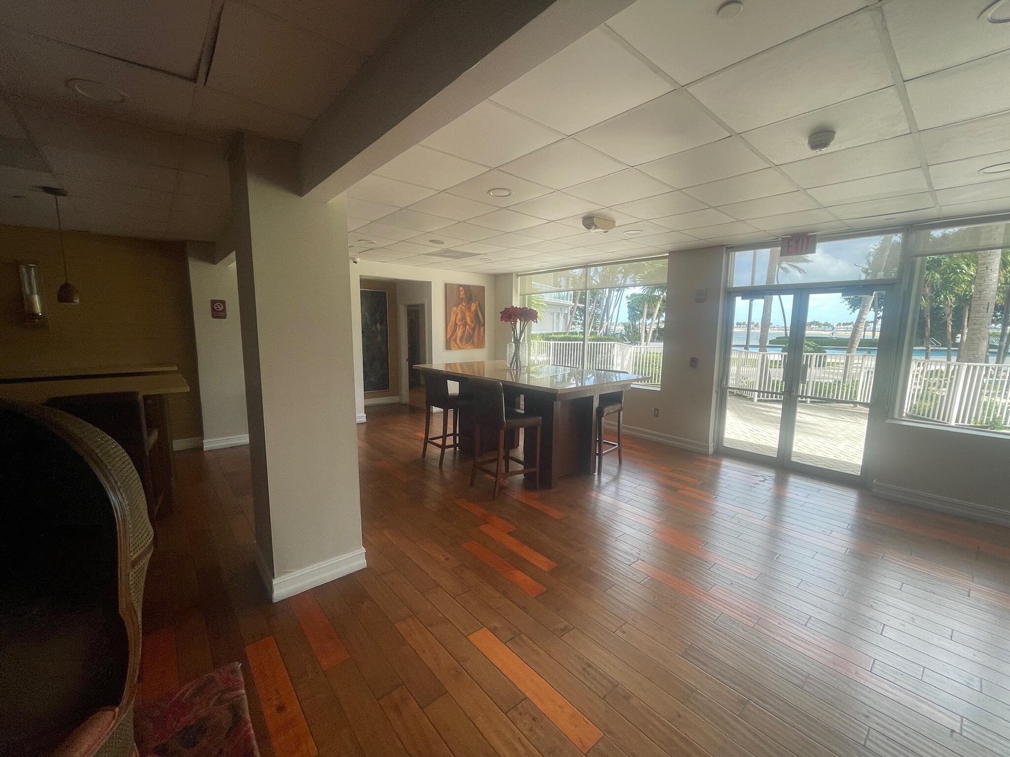 BRICKELL TOWNHOUSE CONDO - Residential Lease