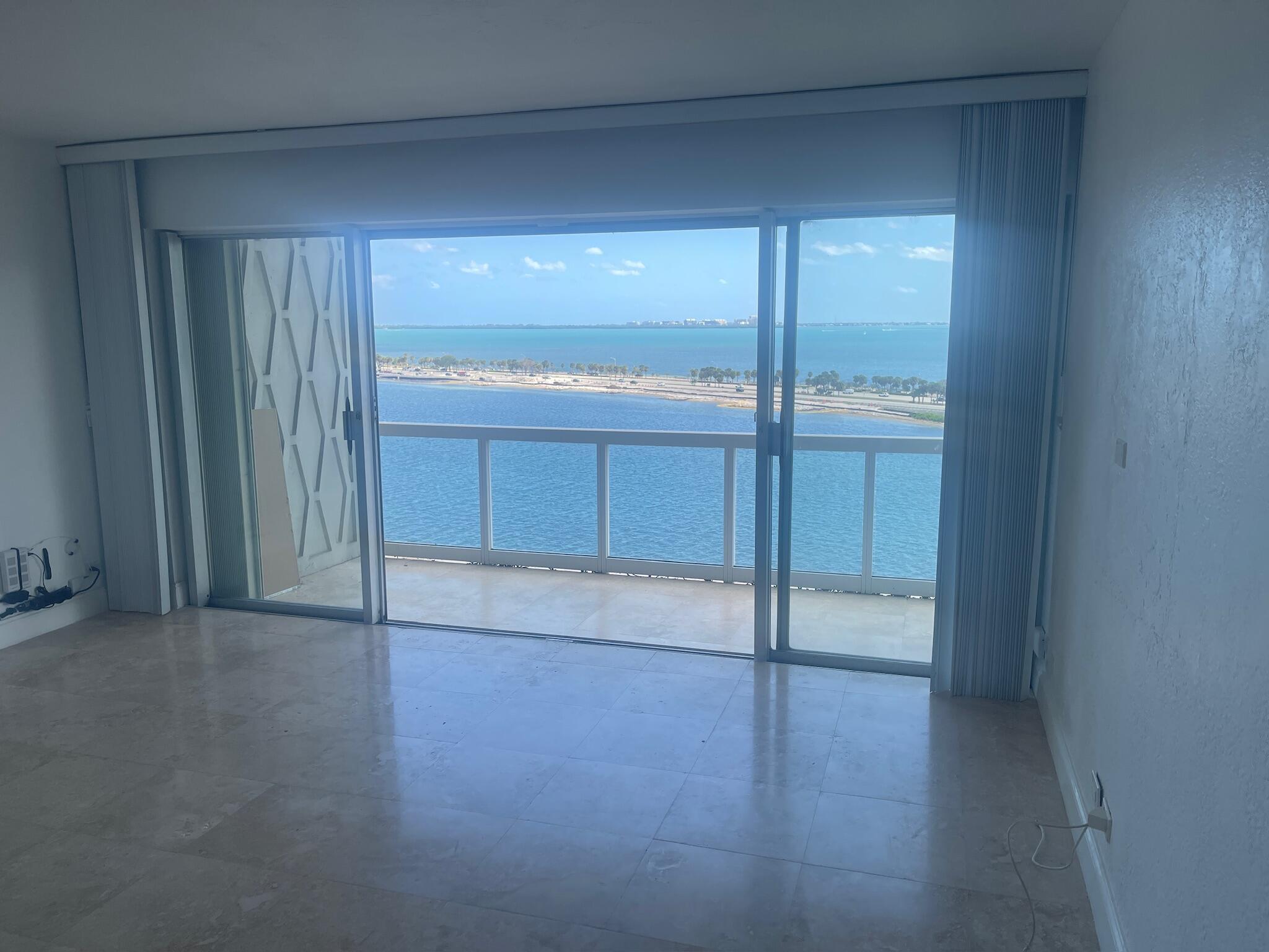 BRICKELL TOWNHOUSE CONDO - Residential Lease