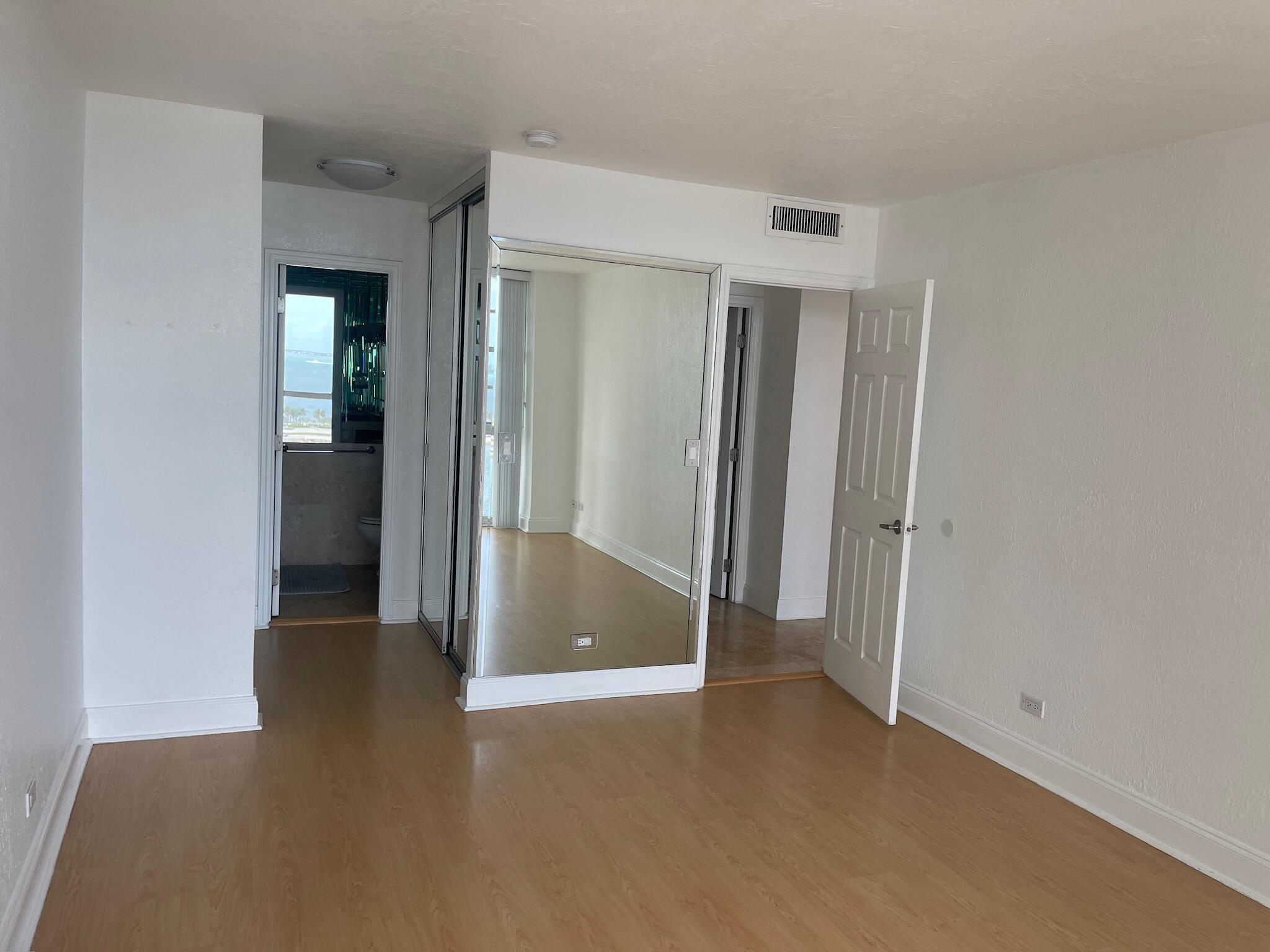 BRICKELL TOWNHOUSE CONDO - Residential Lease