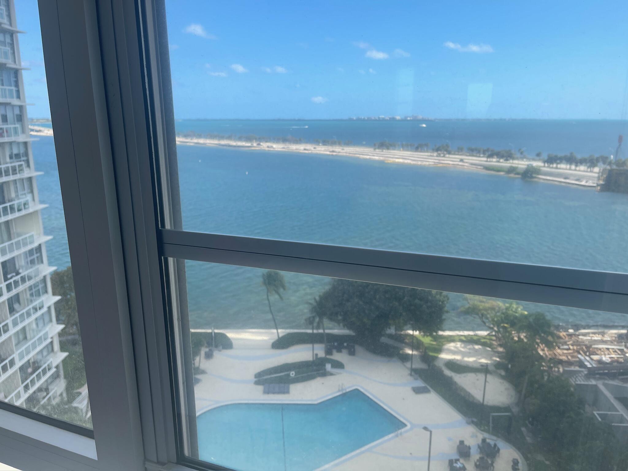 BRICKELL TOWNHOUSE CONDO - Residential Lease