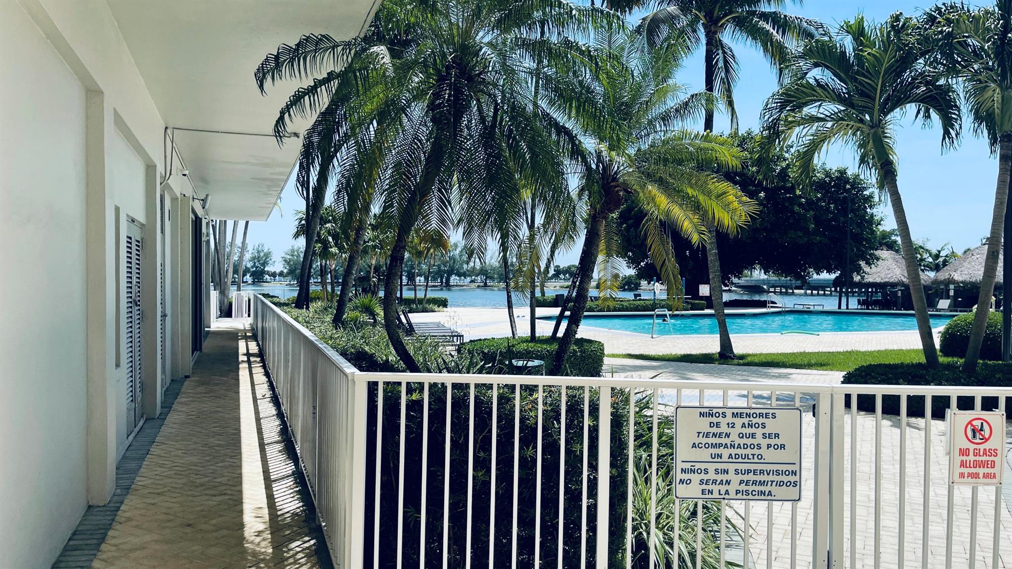 BRICKELL TOWNHOUSE CONDO - Residential Lease