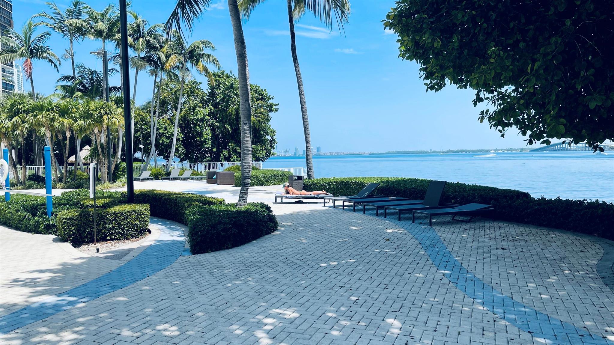 BRICKELL TOWNHOUSE CONDO - Residential Lease